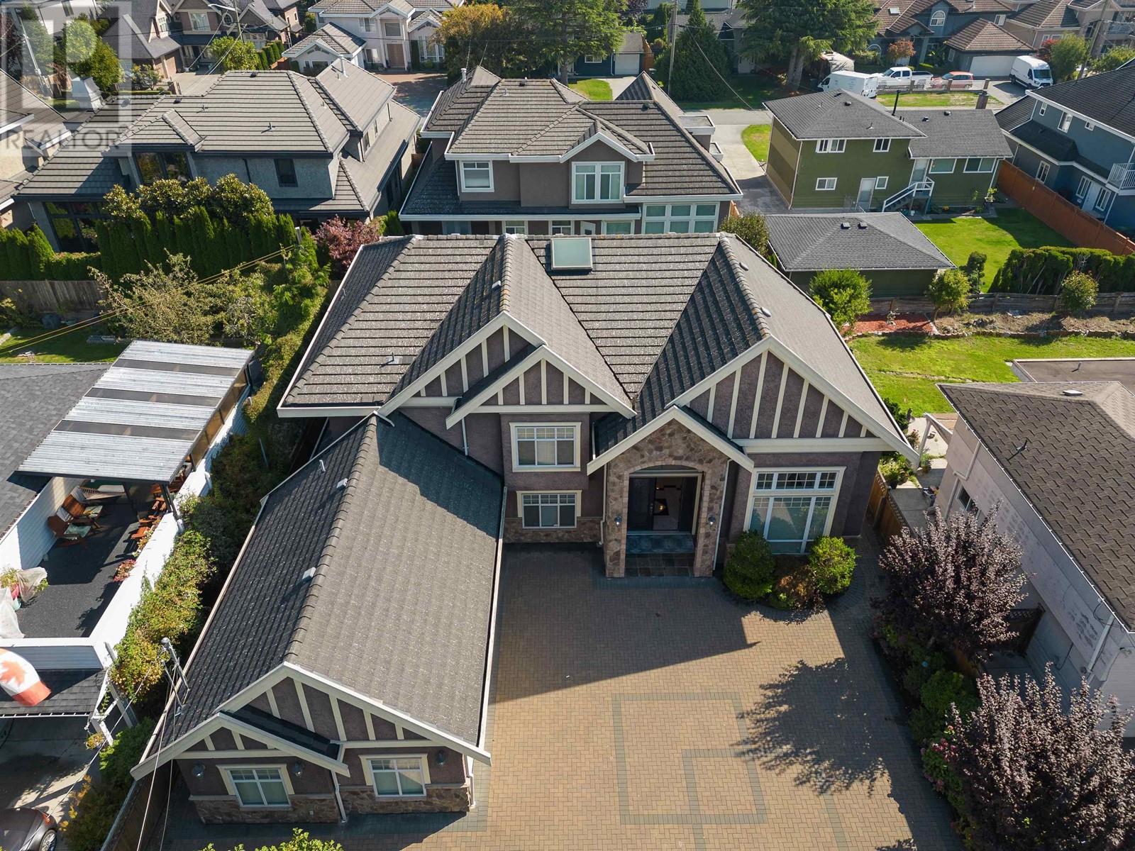 Listing Picture 18 of 19 : 8480 KELMORE ROAD, Richmond / 烈治文 - 魯藝地產 Yvonne Lu Group - MLS Medallion Club Member