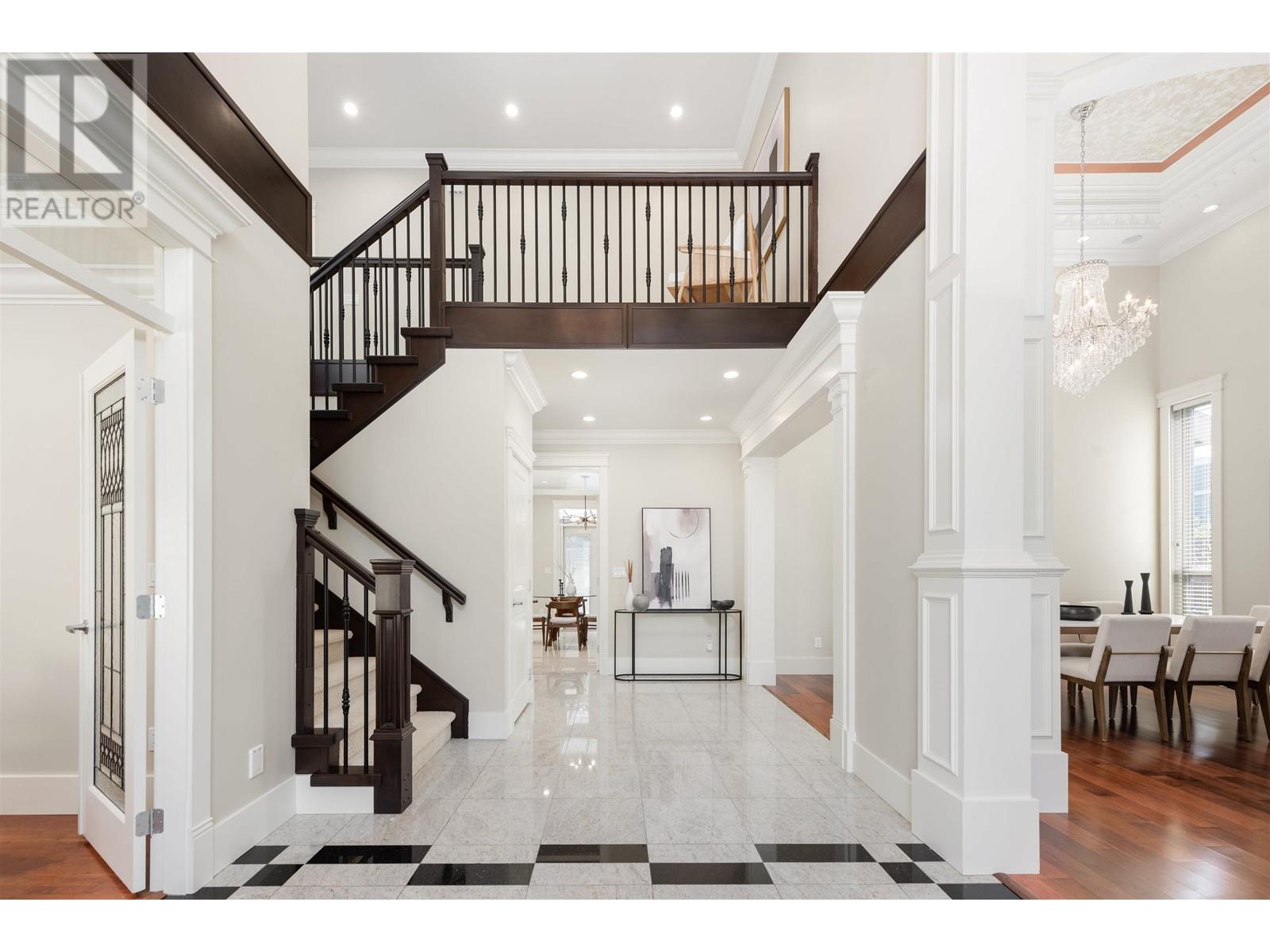 Listing Picture 5 of 19 : 8480 KELMORE ROAD, Richmond / 烈治文 - 魯藝地產 Yvonne Lu Group - MLS Medallion Club Member