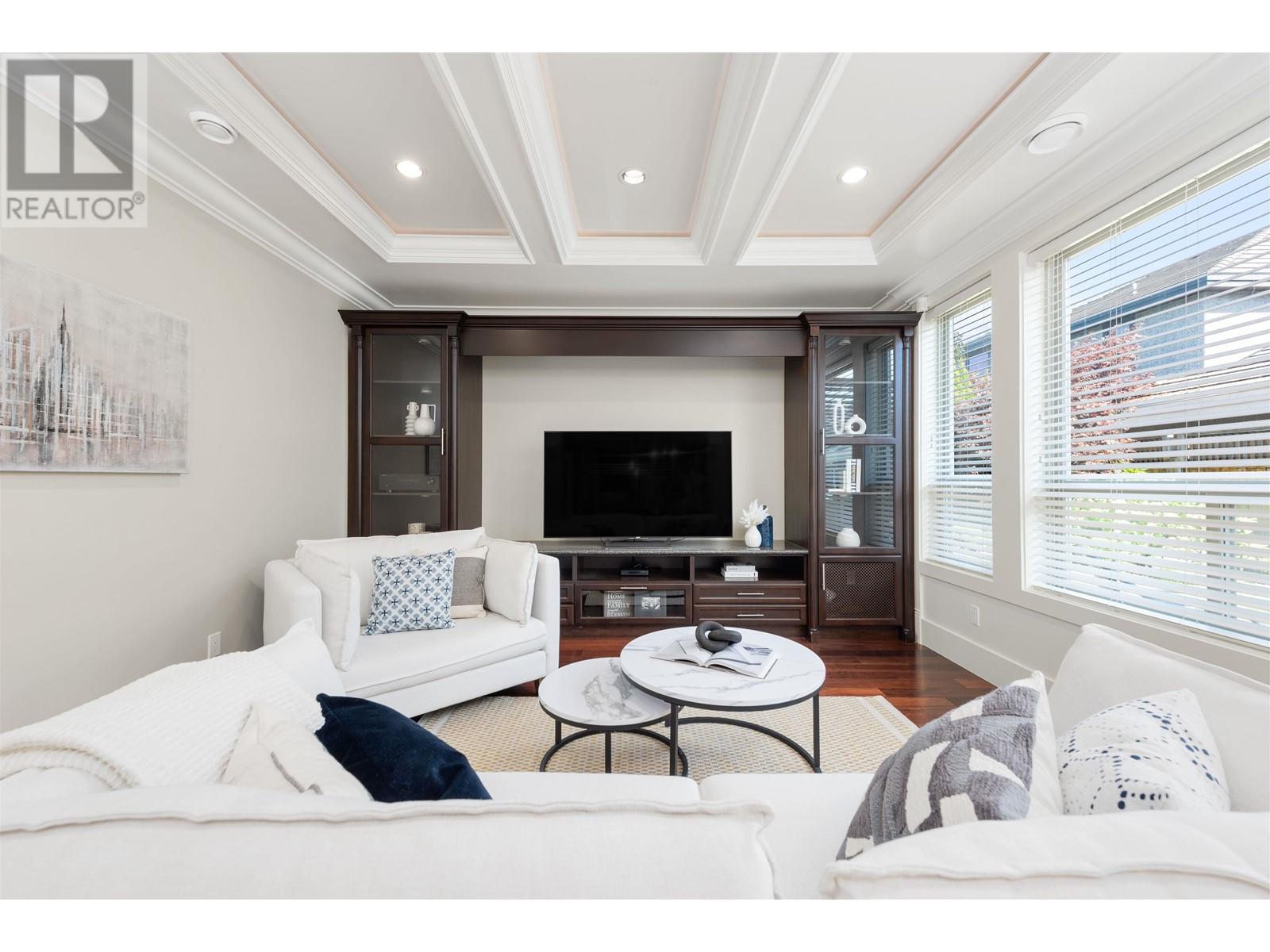 Listing Picture 7 of 19 : 8480 KELMORE ROAD, Richmond / 烈治文 - 魯藝地產 Yvonne Lu Group - MLS Medallion Club Member