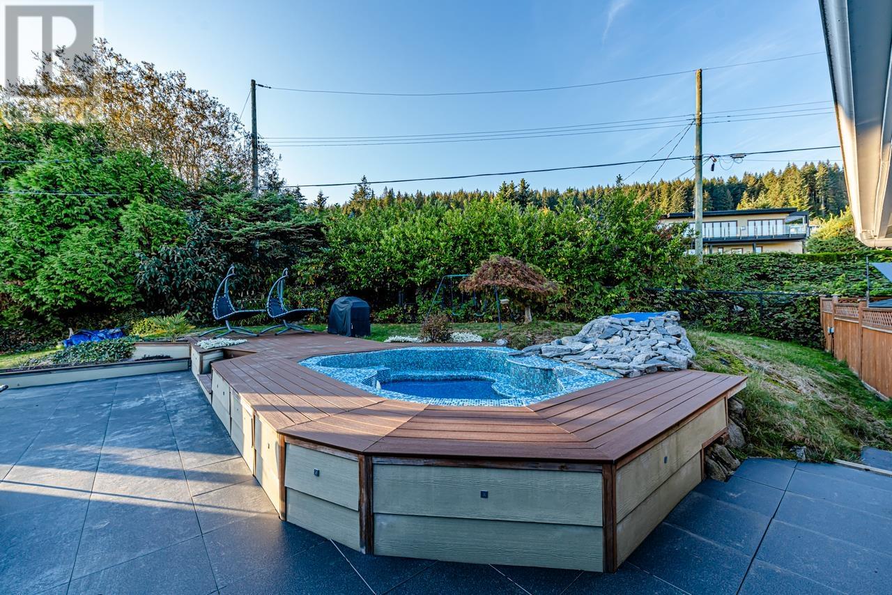 1119 Eyremount Drive, West Vancouver, British Columbia  V7S 2B9 - Photo 13 - R2964519