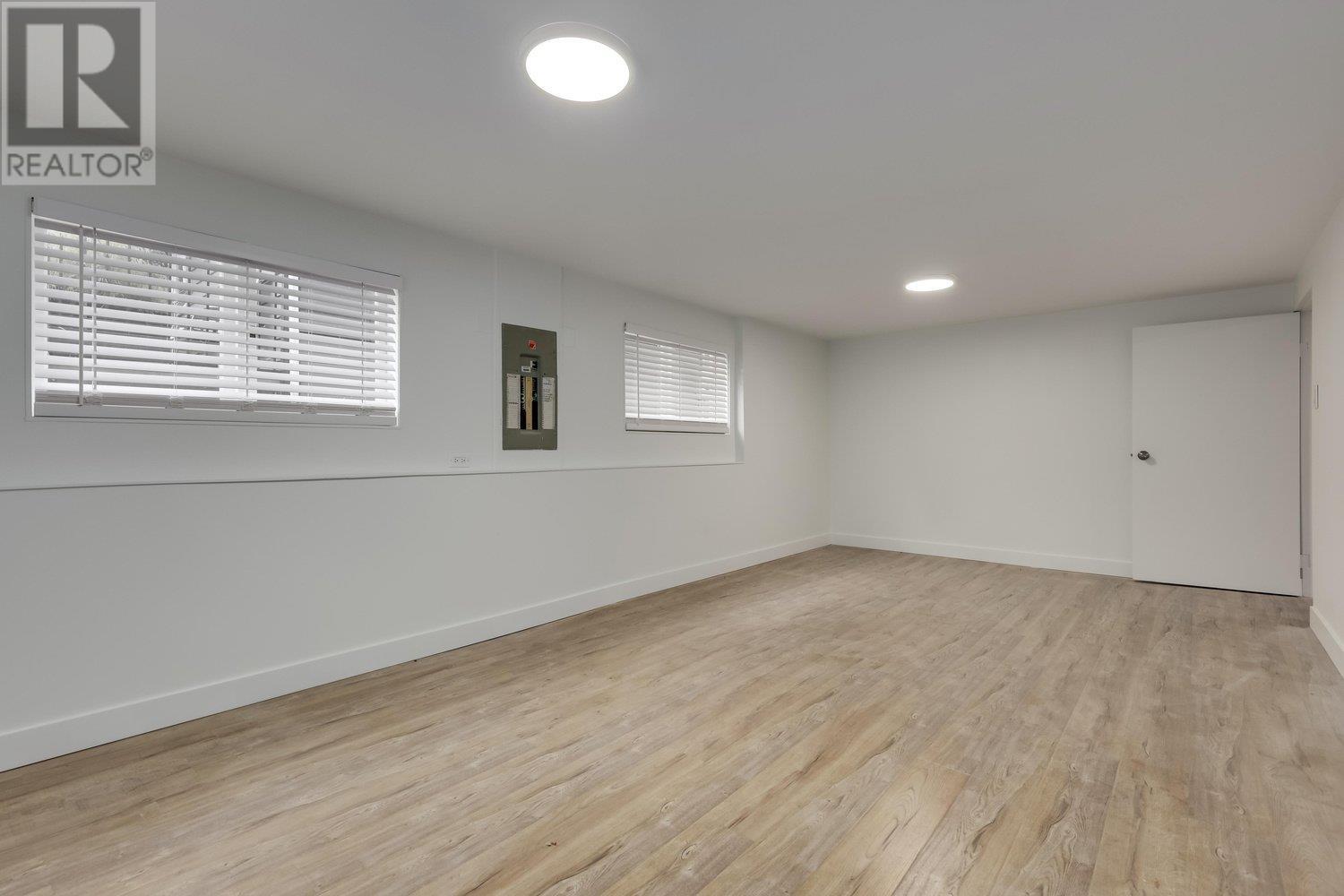 181 W Windsor Road, North Vancouver, British Columbia  V7N 2M9 - Photo 14 - R2956984