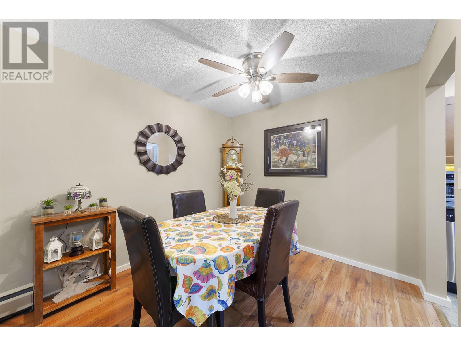 Listing Picture 9 of 29 : 310 10631 NO. 3 ROAD, Richmond / 烈治文 - 魯藝地產 Yvonne Lu Group - MLS Medallion Club Member