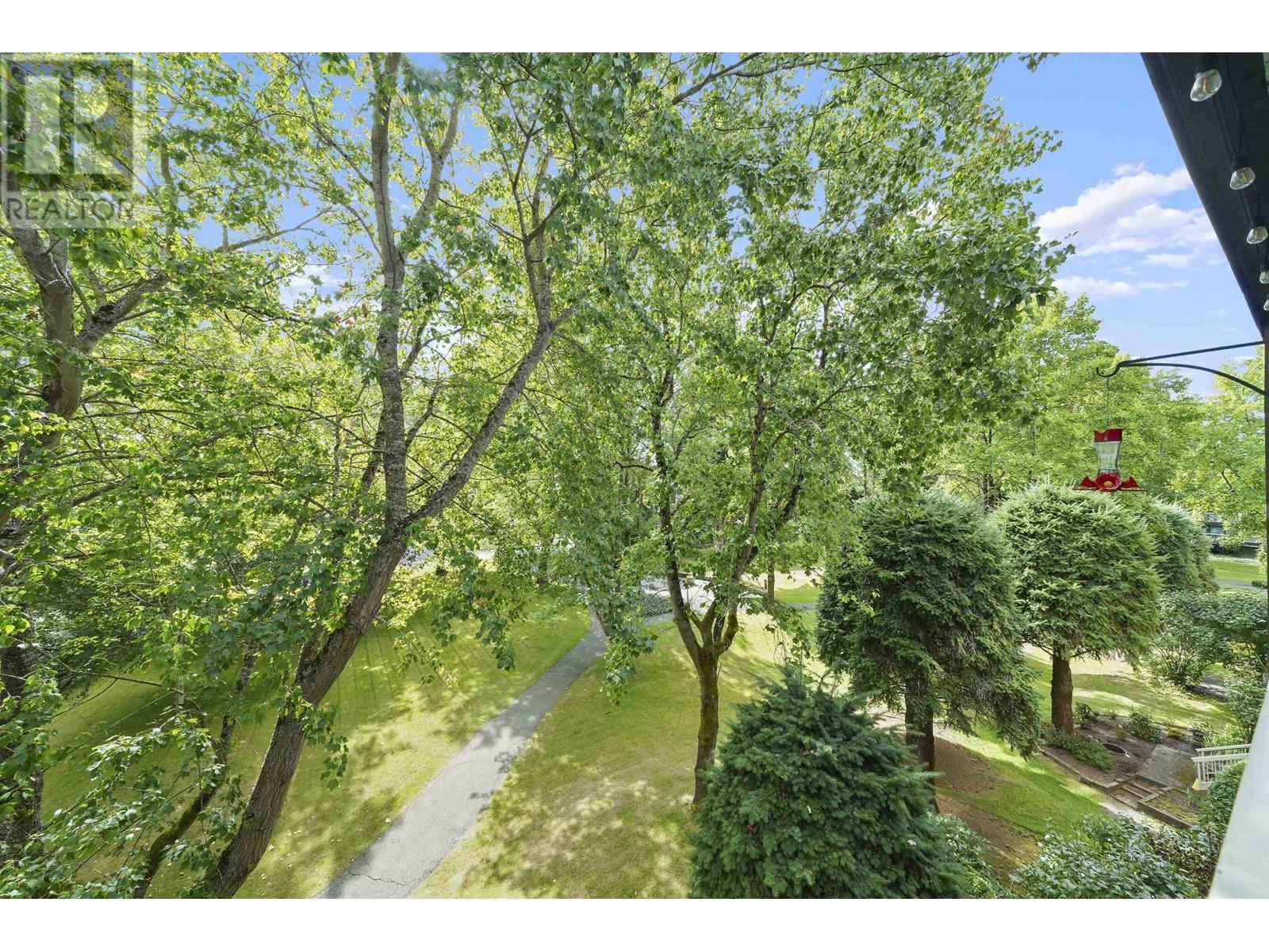 Listing Picture 17 of 29 : 310 10631 NO. 3 ROAD, Richmond / 烈治文 - 魯藝地產 Yvonne Lu Group - MLS Medallion Club Member