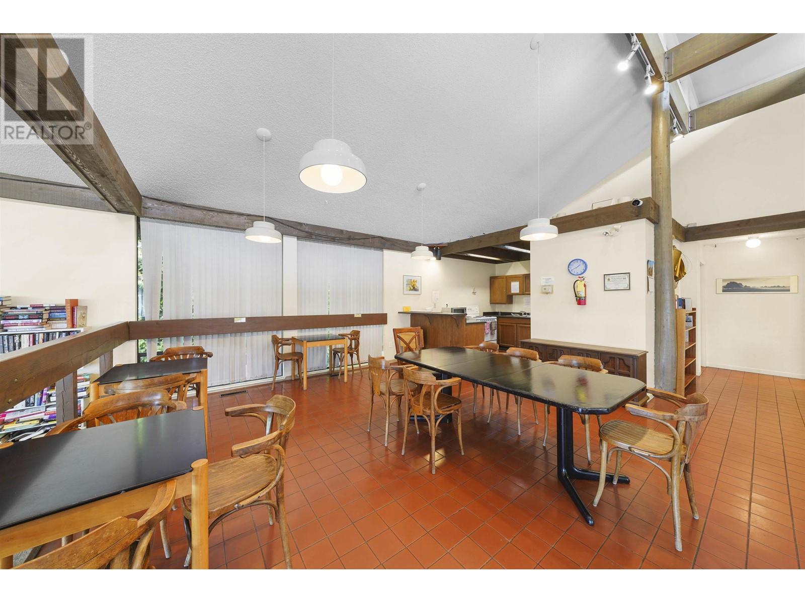 Listing Picture 25 of 29 : 310 10631 NO. 3 ROAD, Richmond / 烈治文 - 魯藝地產 Yvonne Lu Group - MLS Medallion Club Member