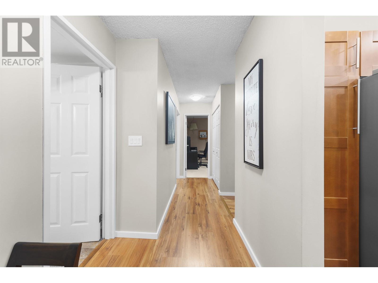 Listing Picture 20 of 29 : 310 10631 NO. 3 ROAD, Richmond / 烈治文 - 魯藝地產 Yvonne Lu Group - MLS Medallion Club Member