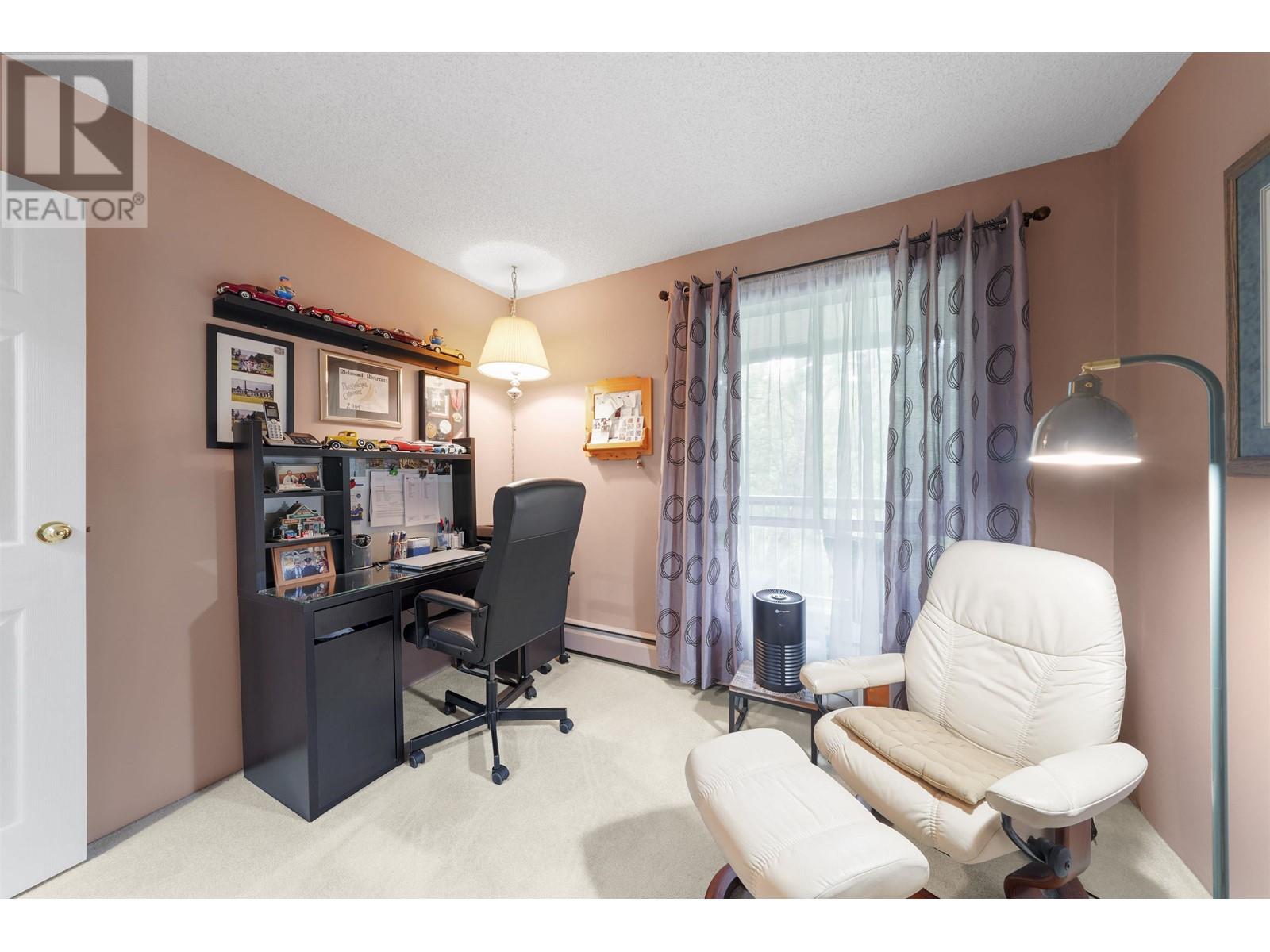 Listing Picture 13 of 29 : 310 10631 NO. 3 ROAD, Richmond / 烈治文 - 魯藝地產 Yvonne Lu Group - MLS Medallion Club Member