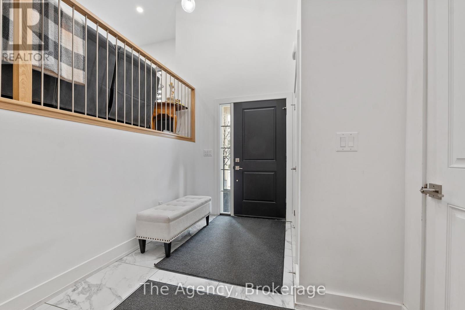 Property at 324 THORNWOOD AVENUE image 3