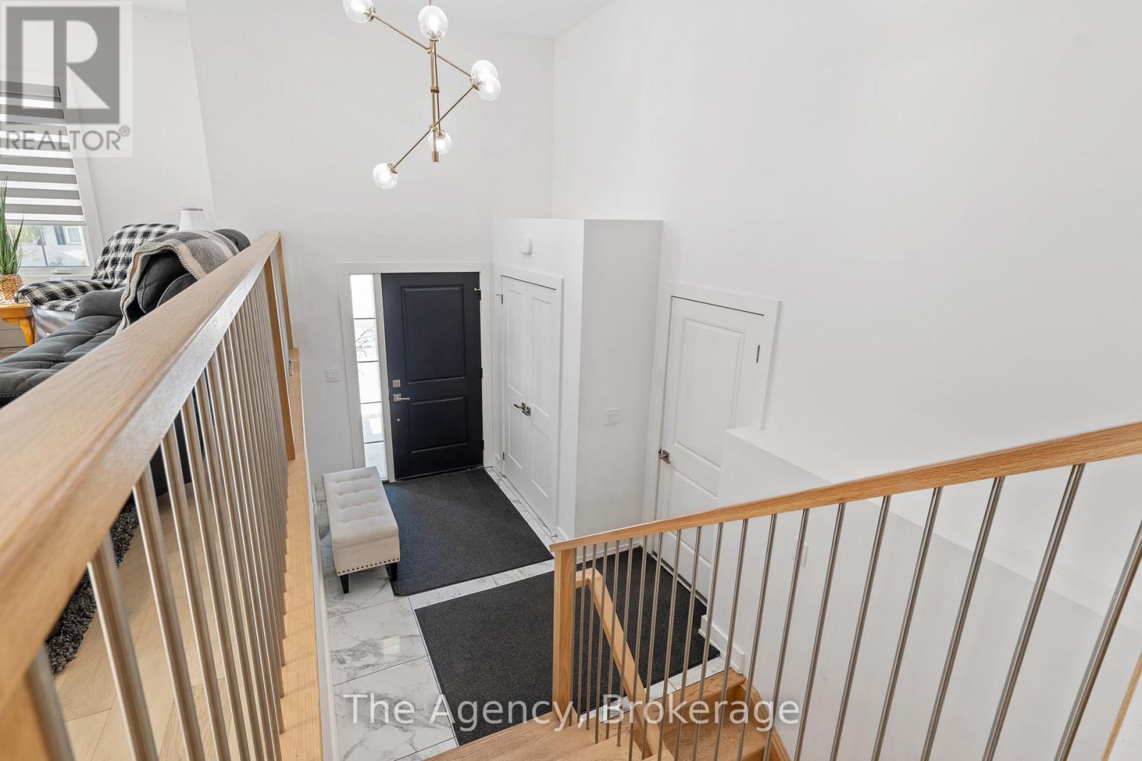 Property at 324 THORNWOOD AVENUE image 4