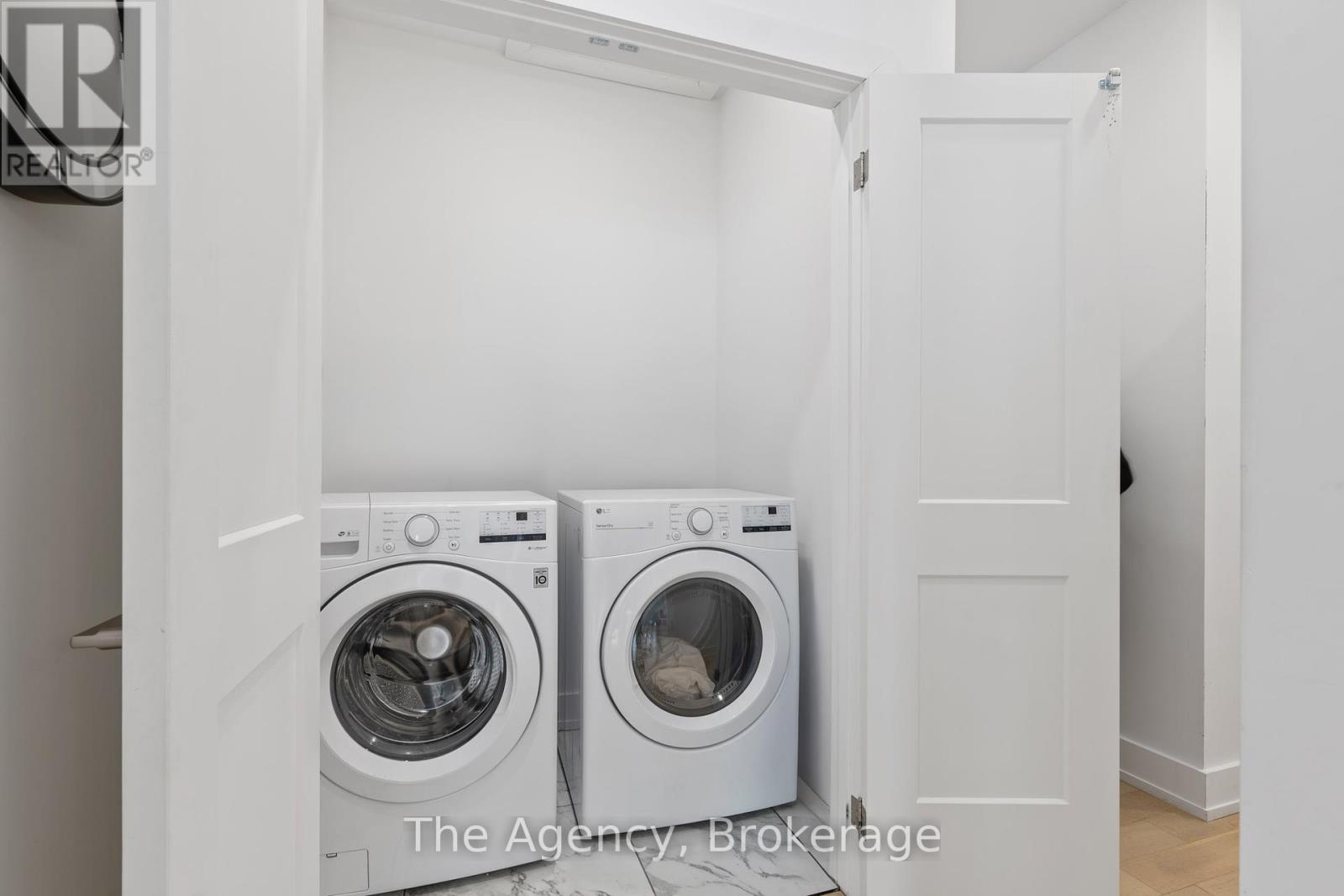 Property at 324 THORNWOOD AVENUE image 5