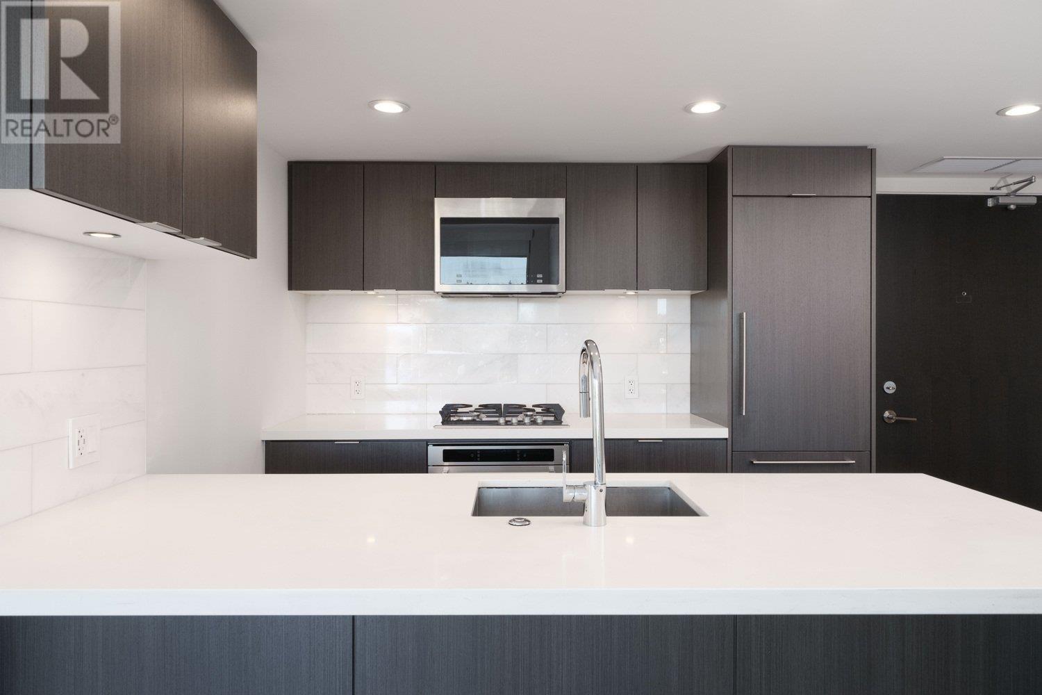 1005 8238 Lord Street, Vancouver, British Columbia  V6P 0G7 - Photo 5 - R2961093
