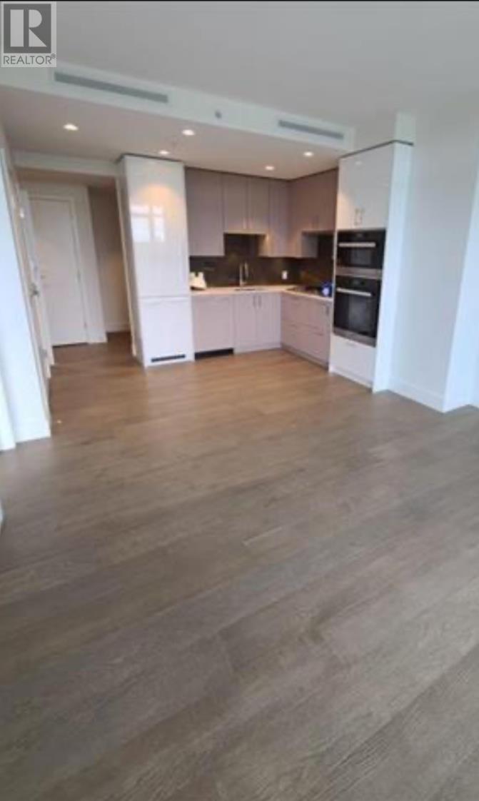 Property at 704 1675 LIONS GATE LANE image 3