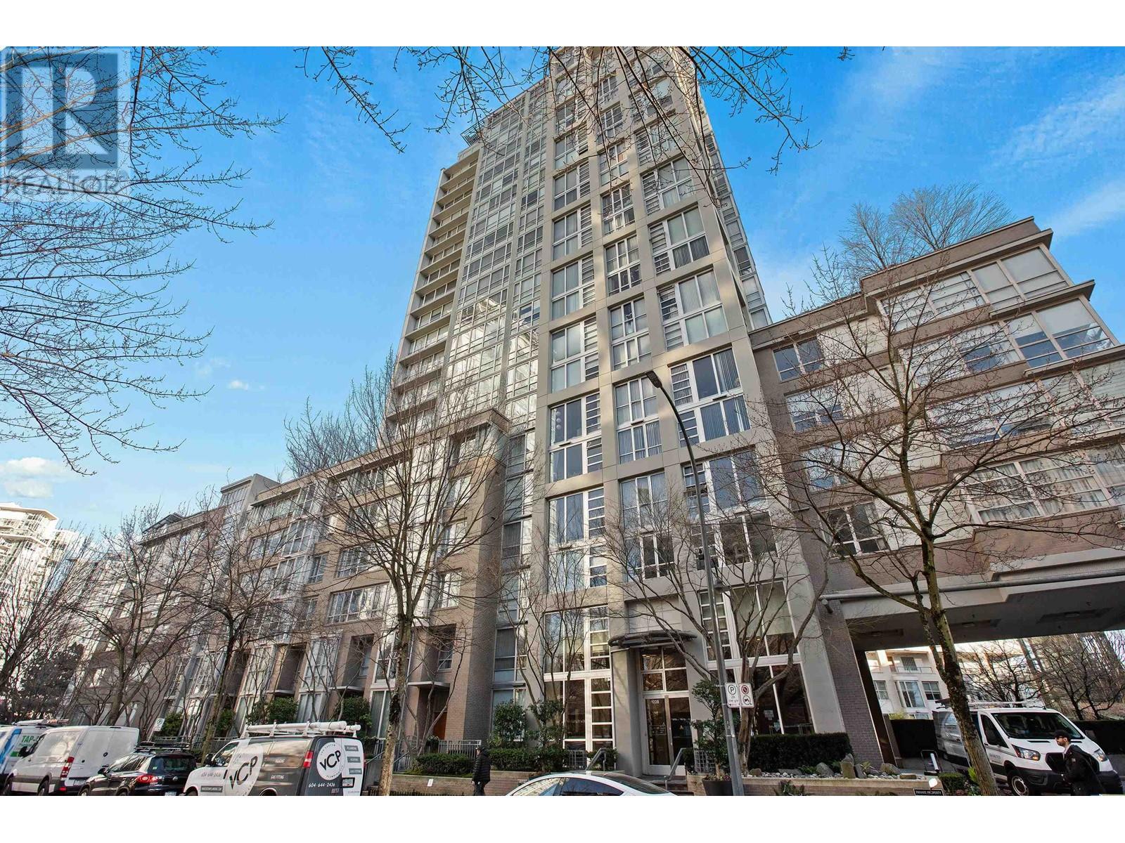 Listing Picture 18 of 21 : 1901 1228 MARINASIDE CRESCENT, Vancouver / 溫哥華 - 魯藝地產 Yvonne Lu Group - MLS Medallion Club Member