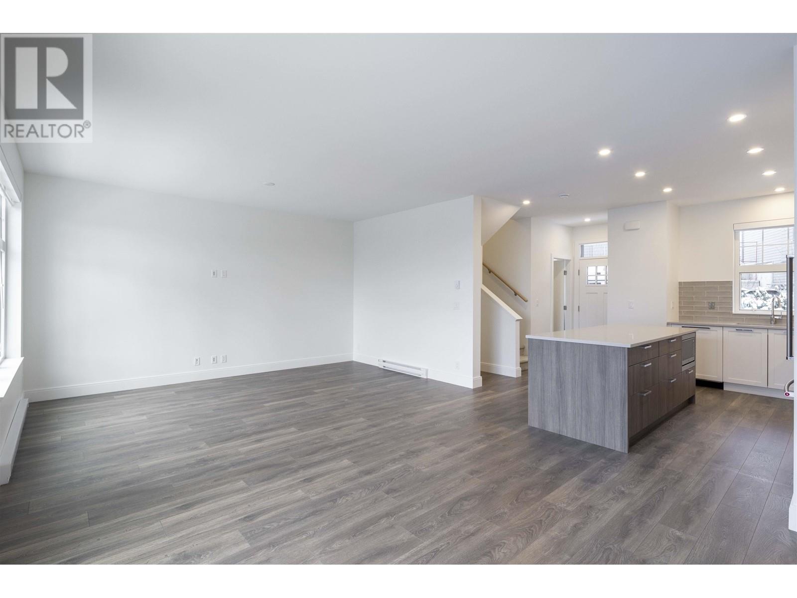 189 1310 MITCHELL STREET