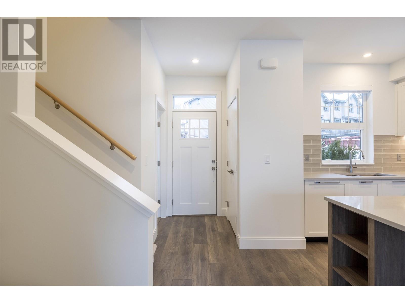 189 1310 MITCHELL STREET