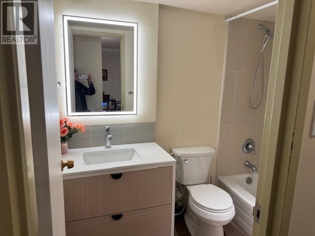 708 2012 Fullerton Avenue, North Vancouver, British Columbia  V7P 3E3 - Photo 12 - R2964202