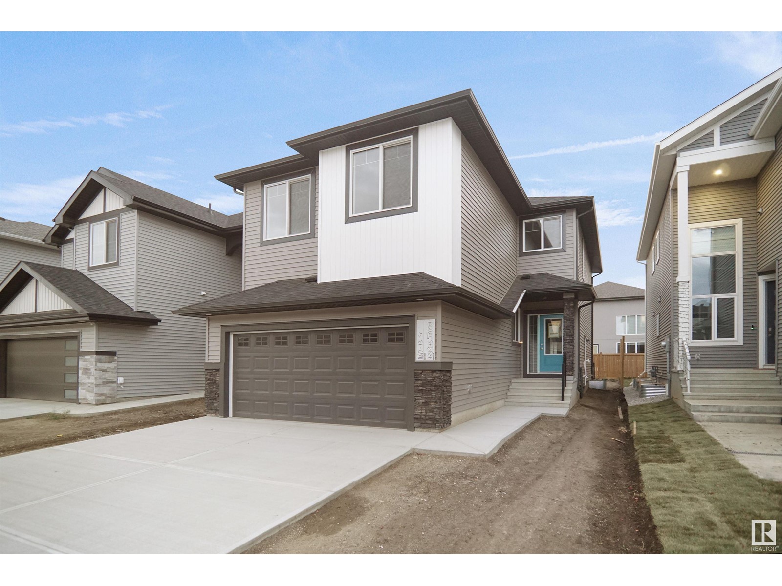 Property at 1303 13 AV NW image 1