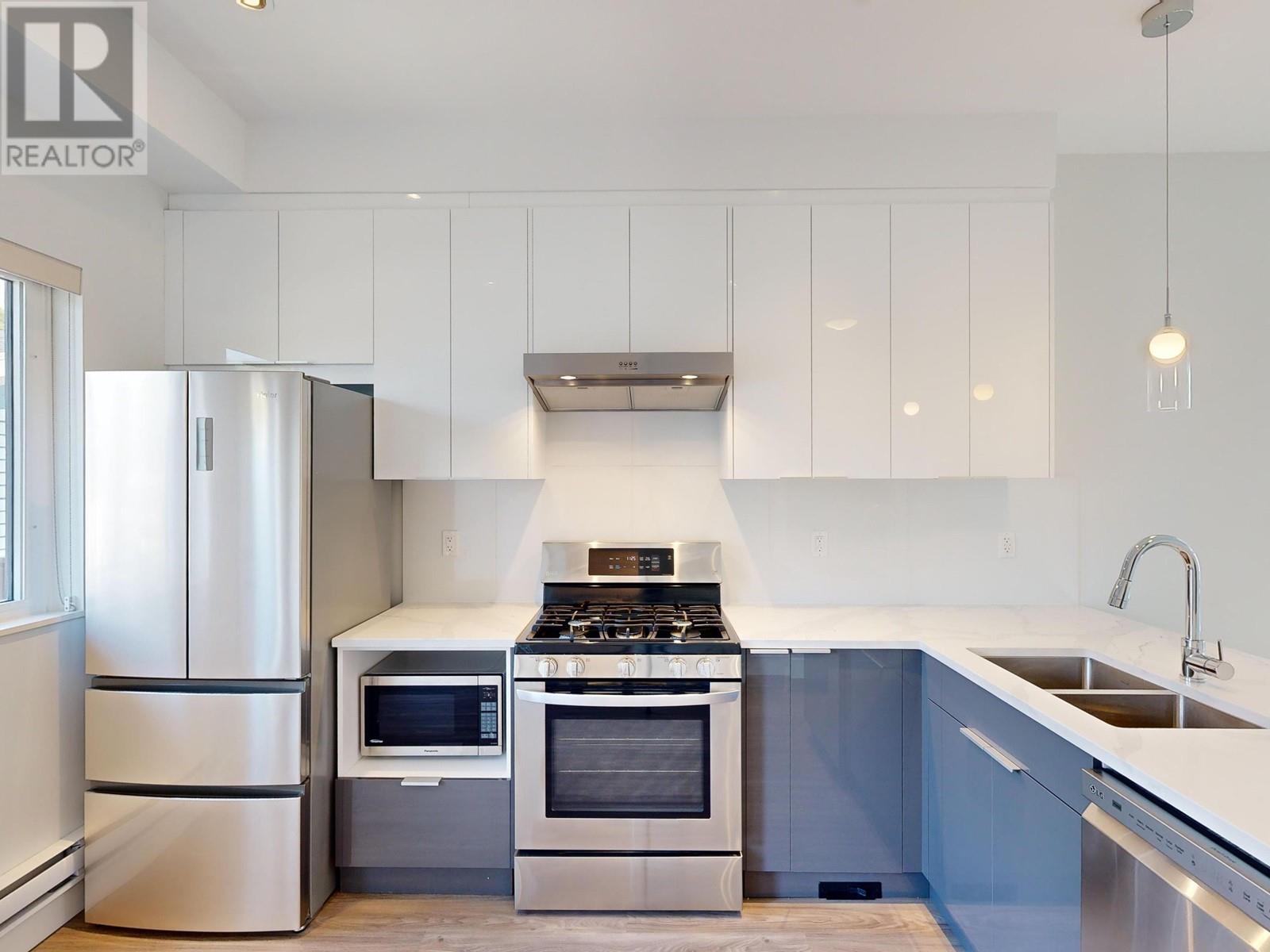 2731 Duke Street, Vancouver, British Columbia  V5R 4S8 - Photo 10 - R2964052