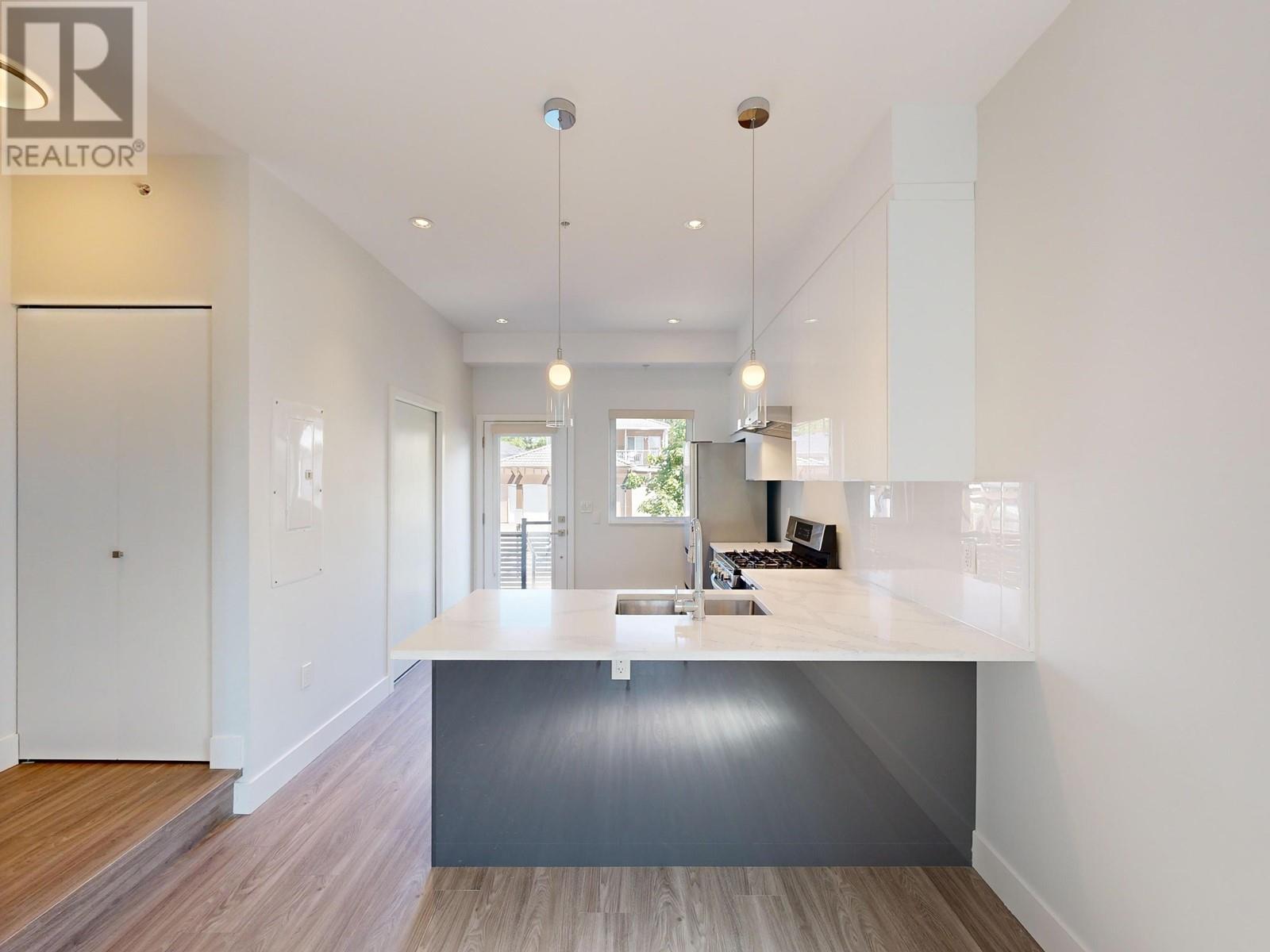 2731 Duke Street, Vancouver, British Columbia  V5R 4S8 - Photo 12 - R2964052