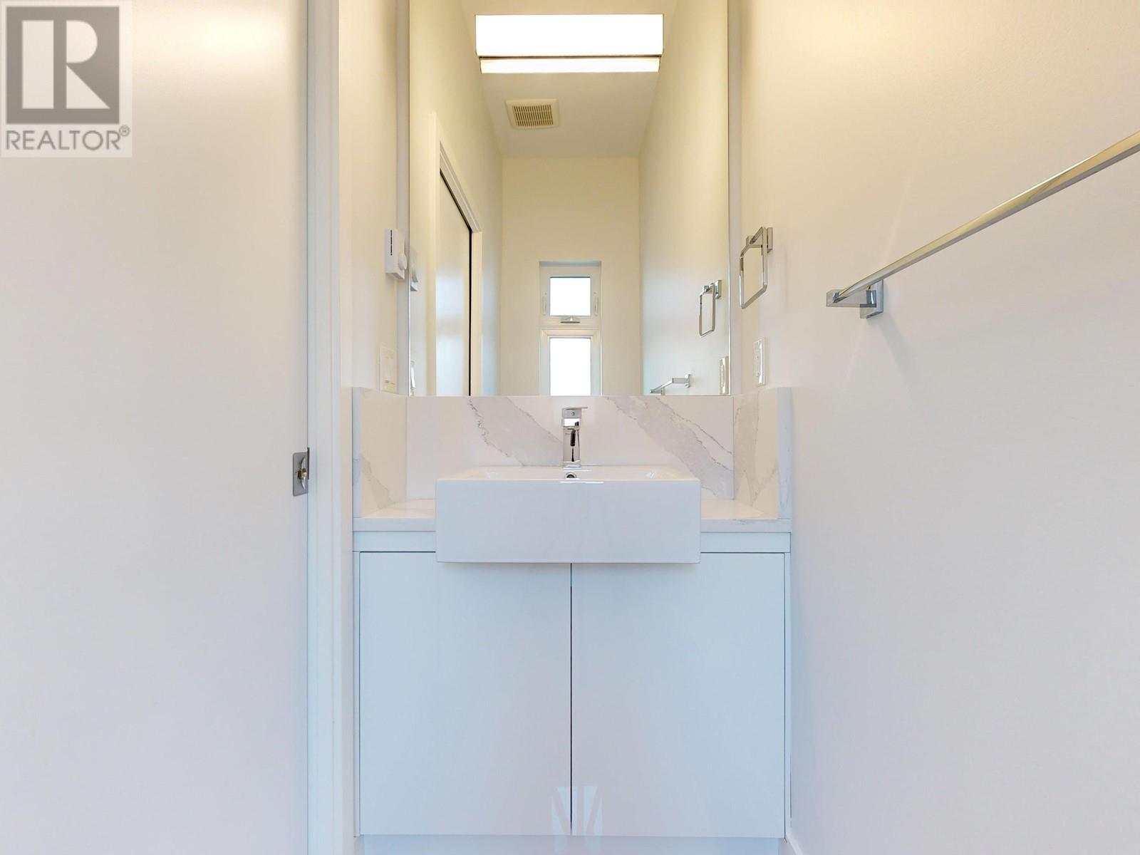 2731 Duke Street, Vancouver, British Columbia  V5R 4S8 - Photo 26 - R2964052