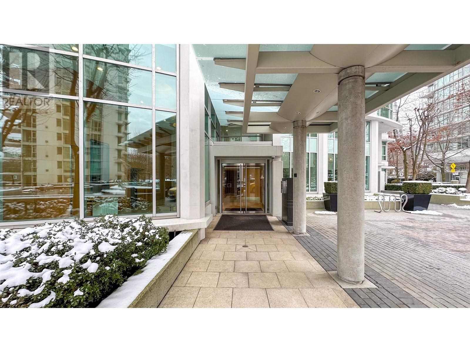 101 1717 Bayshore Drive, Vancouver, British Columbia  V6G 3H3 - Photo 4 - R2963242