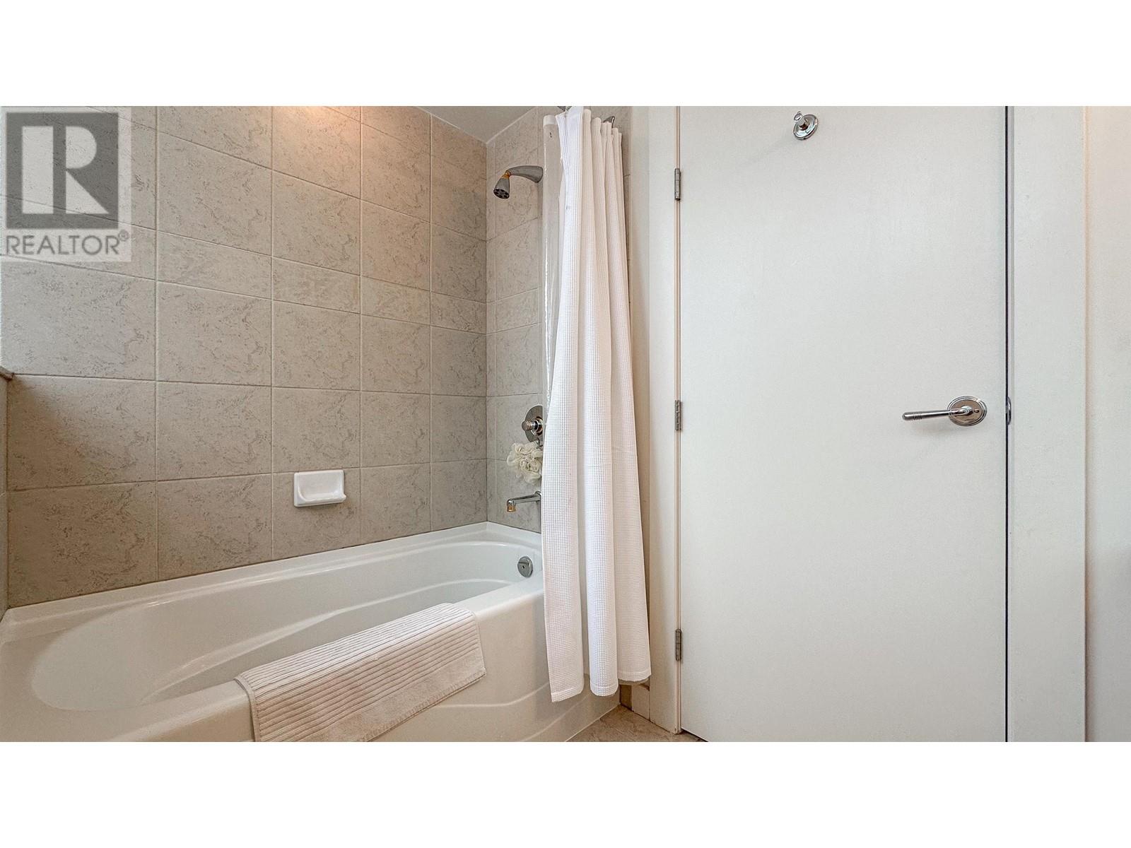101 1717 Bayshore Drive, Vancouver, British Columbia  V6G 3H3 - Photo 21 - R2963242