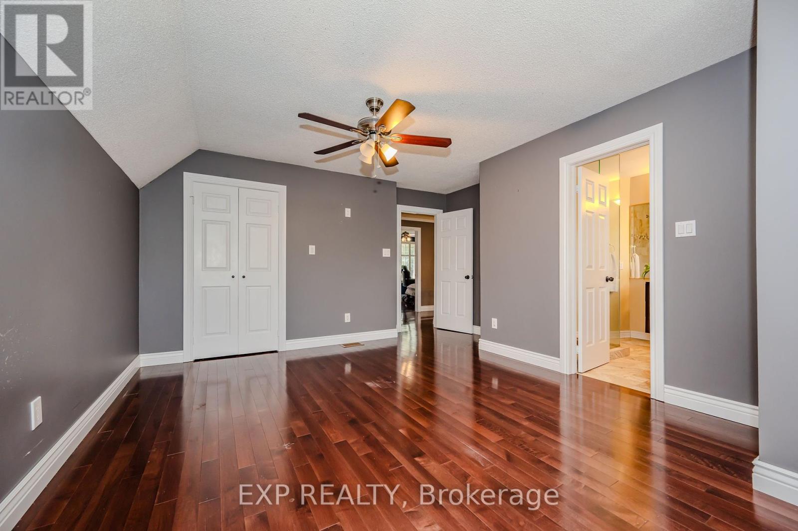 1340 Greeneagle Drive, Oakville (Ga Glen Abbey), Ontario  L6M 2M9 - Photo 24 - W11961473