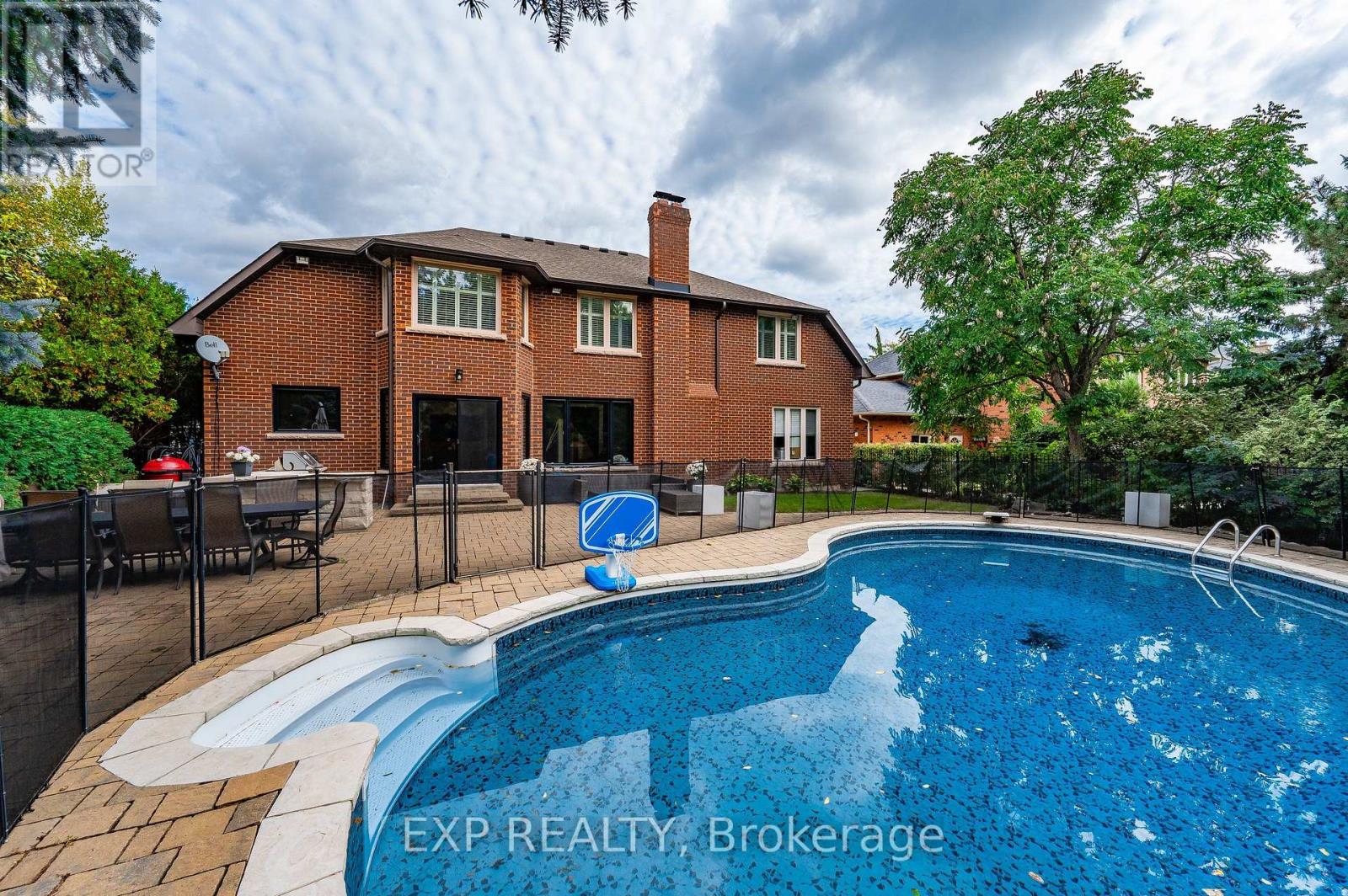 1340 Greeneagle Drive, Oakville (Ga Glen Abbey), Ontario  L6M 2M9 - Photo 40 - W11961473