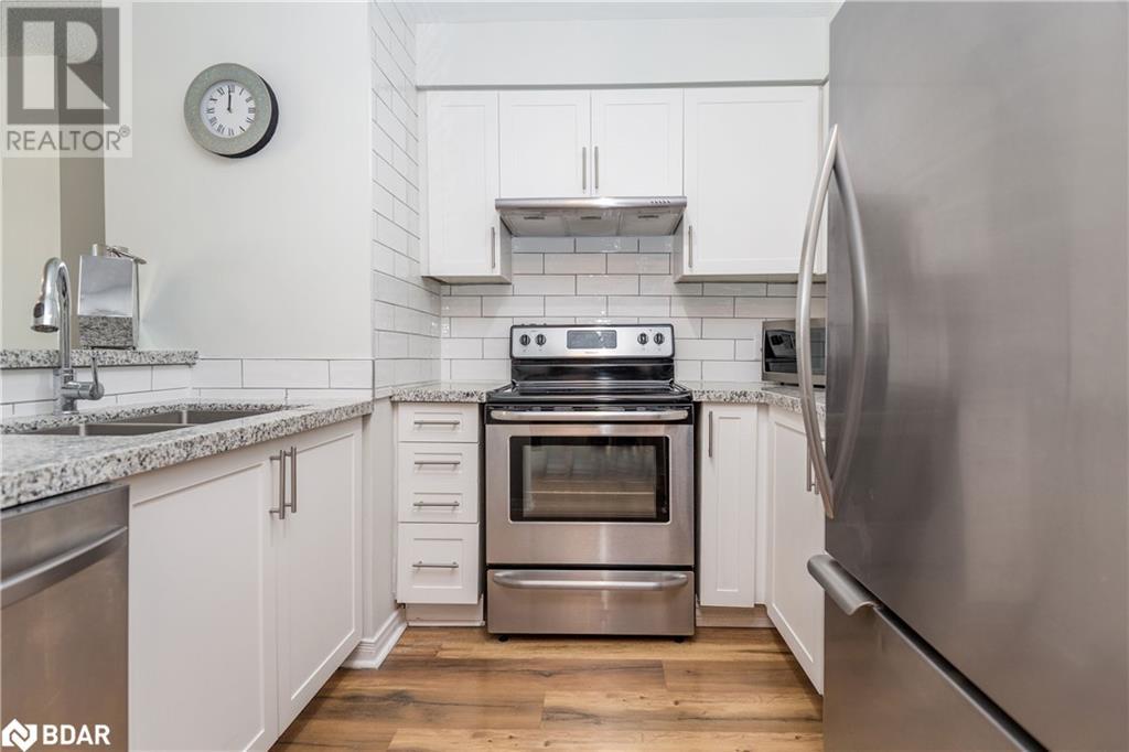 150 Dunlop Street E Unit# 1003, Barrie, Ontario  L4M 6H1 - Photo 6 - 40695165