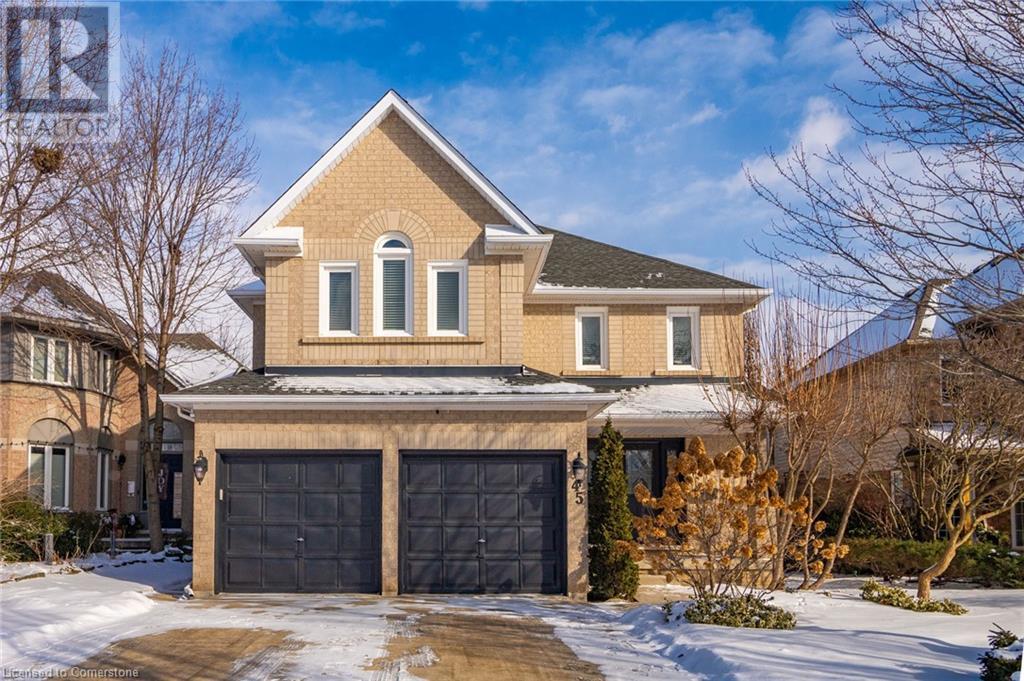 45 STRATHROY Crescent, Hamilton, Ontario