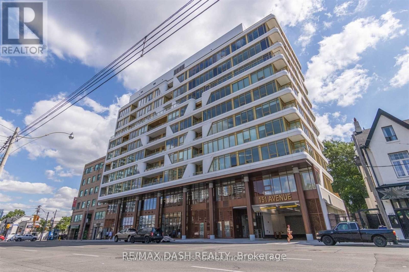 Property at 1002 - 151 AVENUE ROAD image 1
