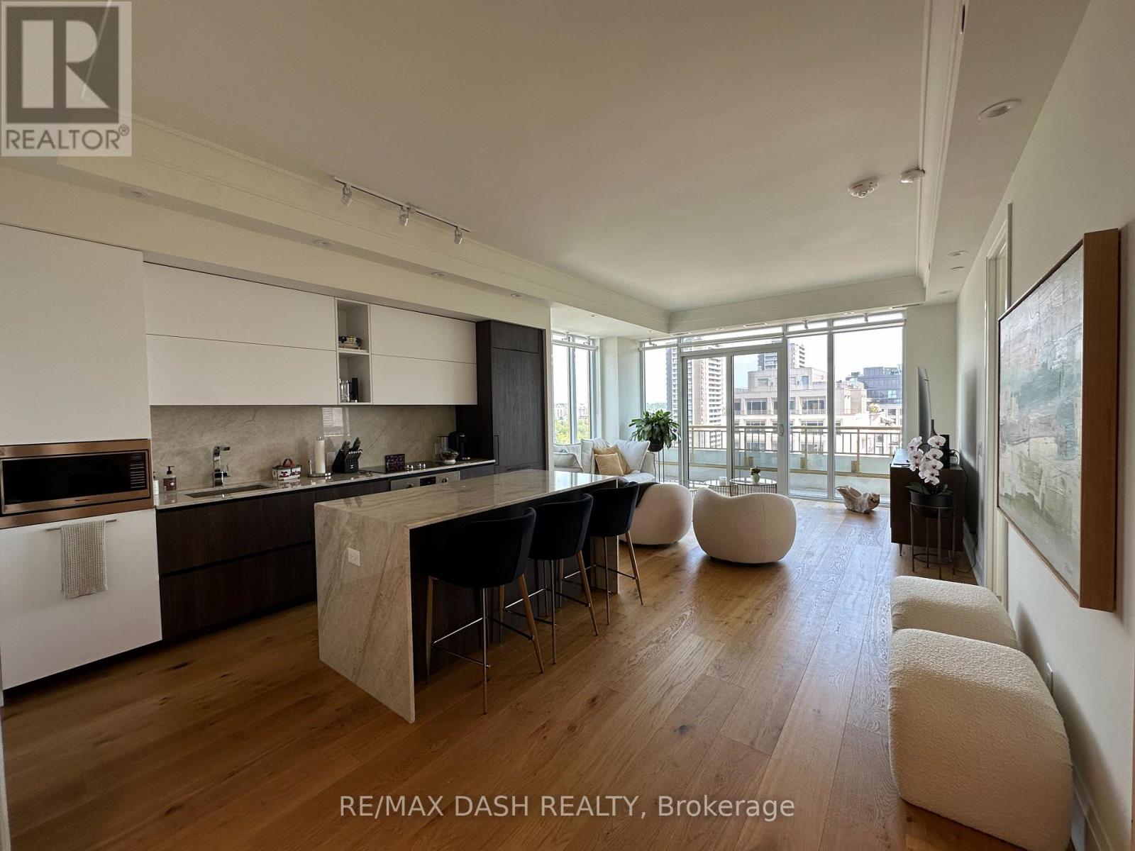 1002 - 151 Avenue Road, Toronto, Ontario  M5R 2H7 - Photo 13 - C11961479