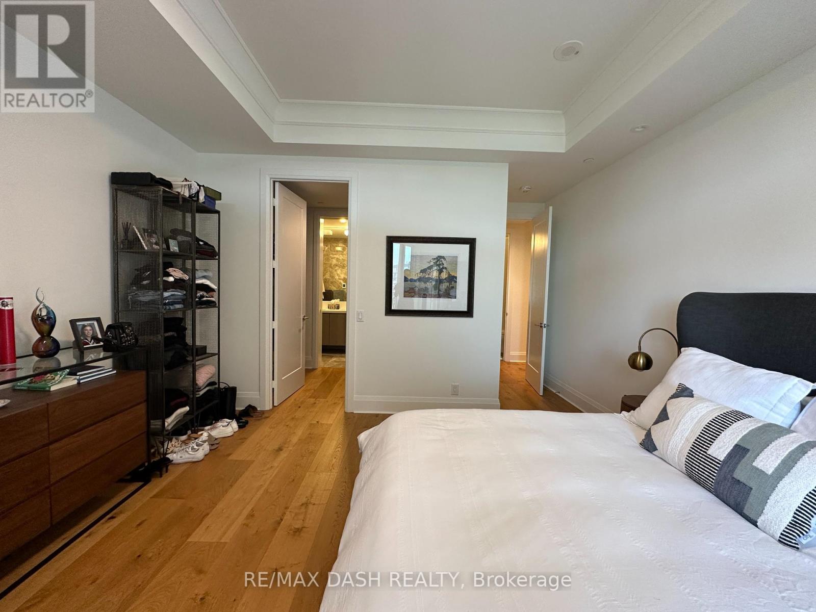 1002 - 151 Avenue Road, Toronto, Ontario  M5R 2H7 - Photo 9 - C11961479