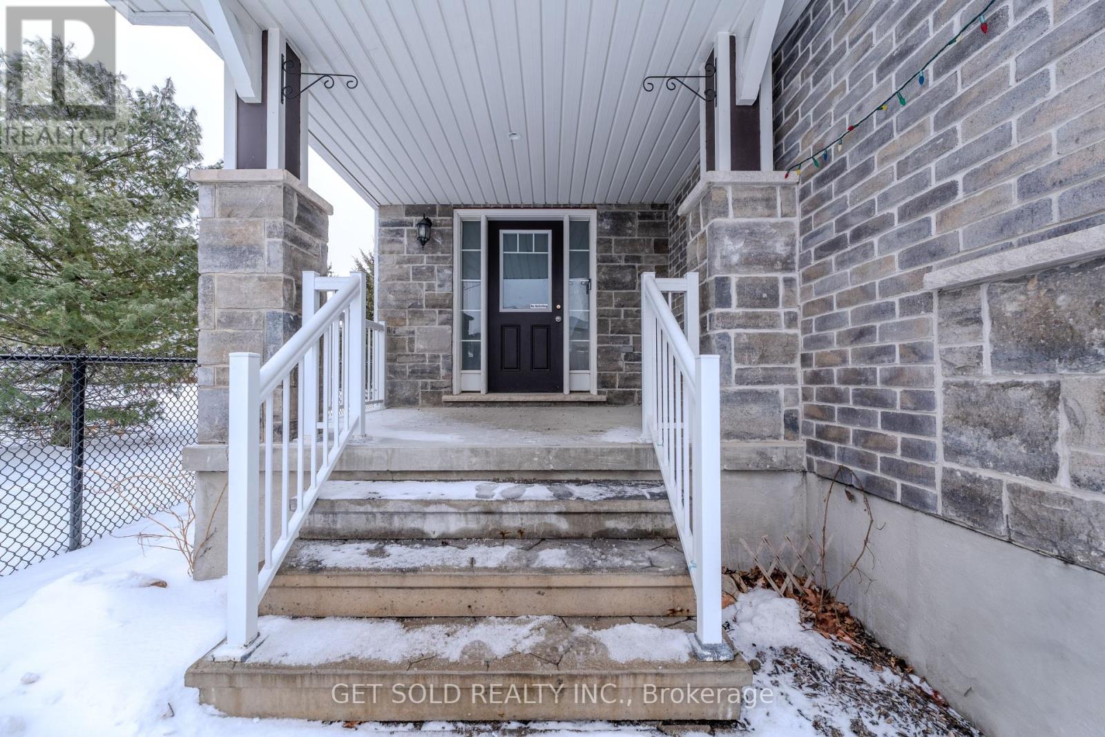 Property at 63 HARDCASTLE DRIVE image 3