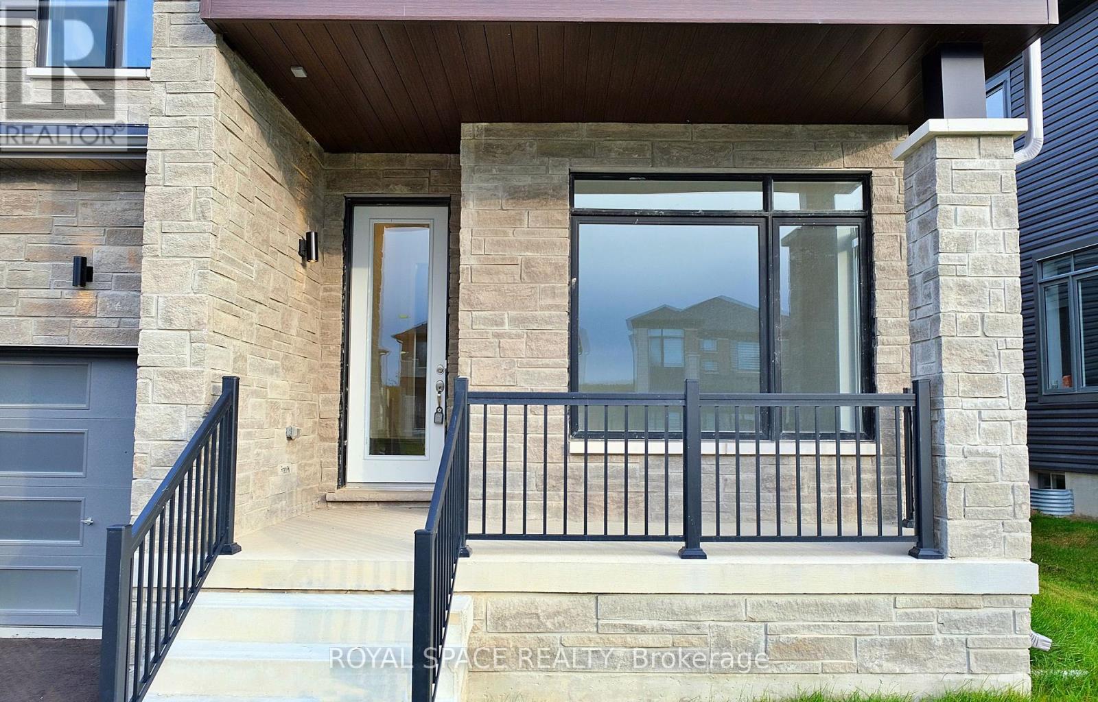 Property at 89 SUN VALLEY AVENUE image 2