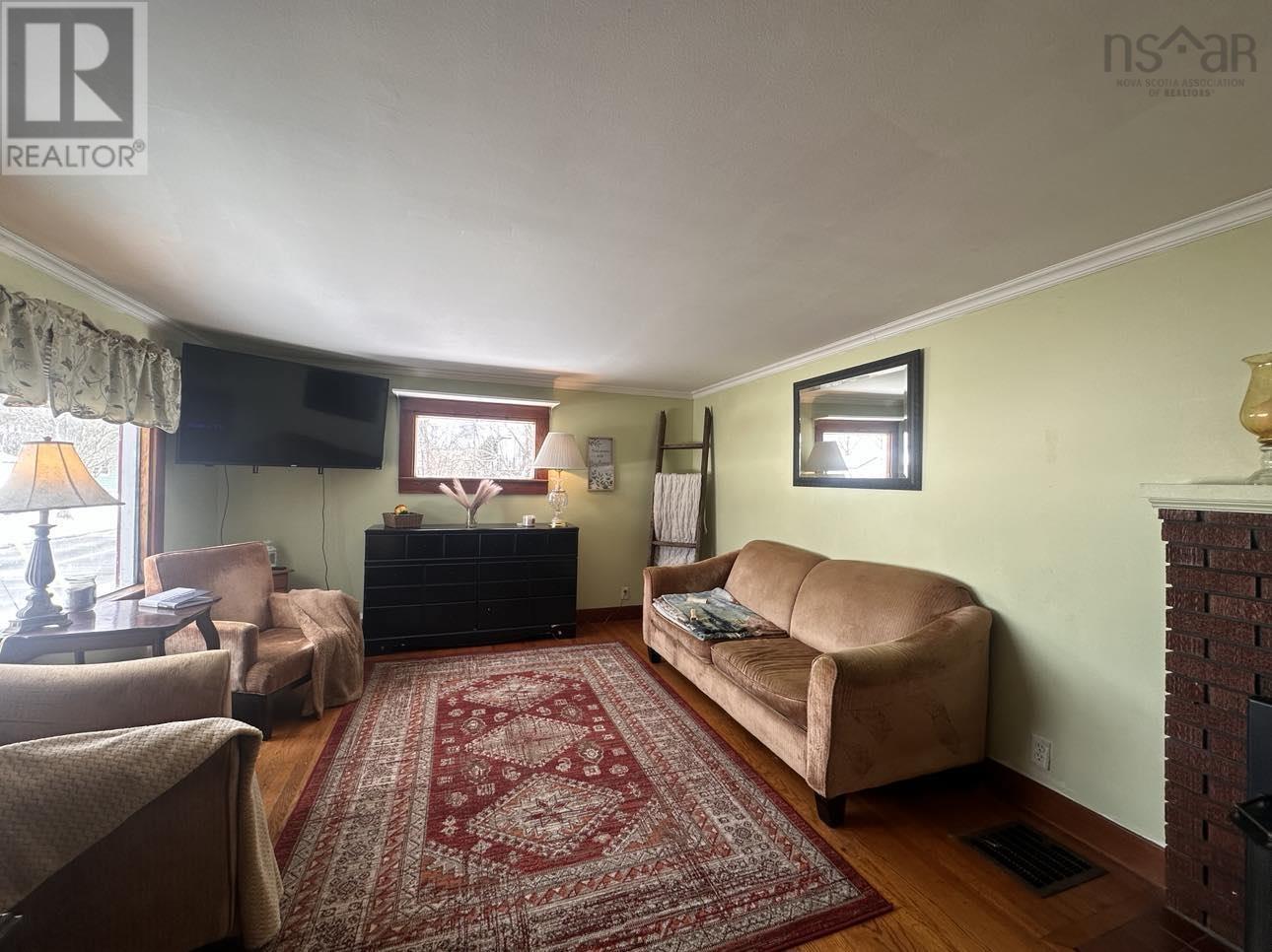 1386 East Prince Street, Salmon River, Nova Scotia  B2N 1J7 - Photo 5 - 202502269