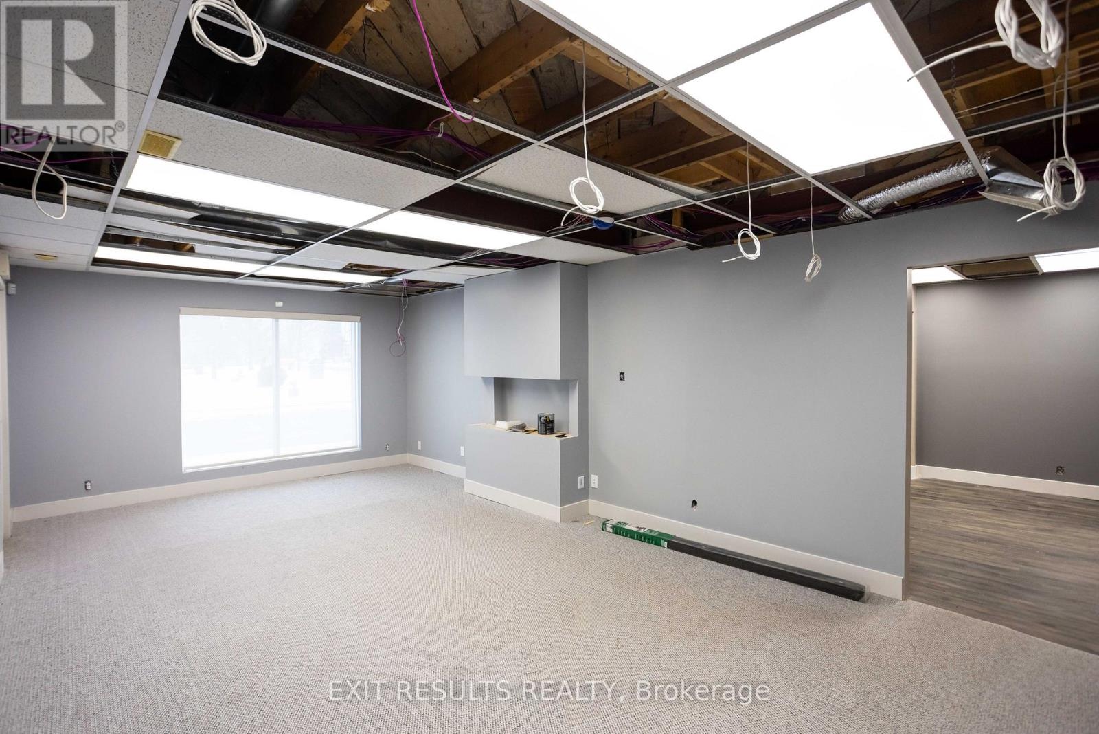 1027 Notre Dame Street, Russell, Ontario  K0A 1W0 - Photo 16 - X11961526