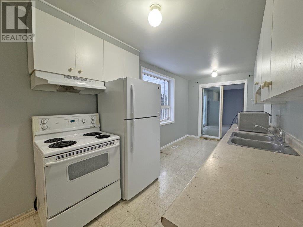 2 Howe Street, Marathon, Ontario  P0T 2E0 - Photo 14 - TB250150
