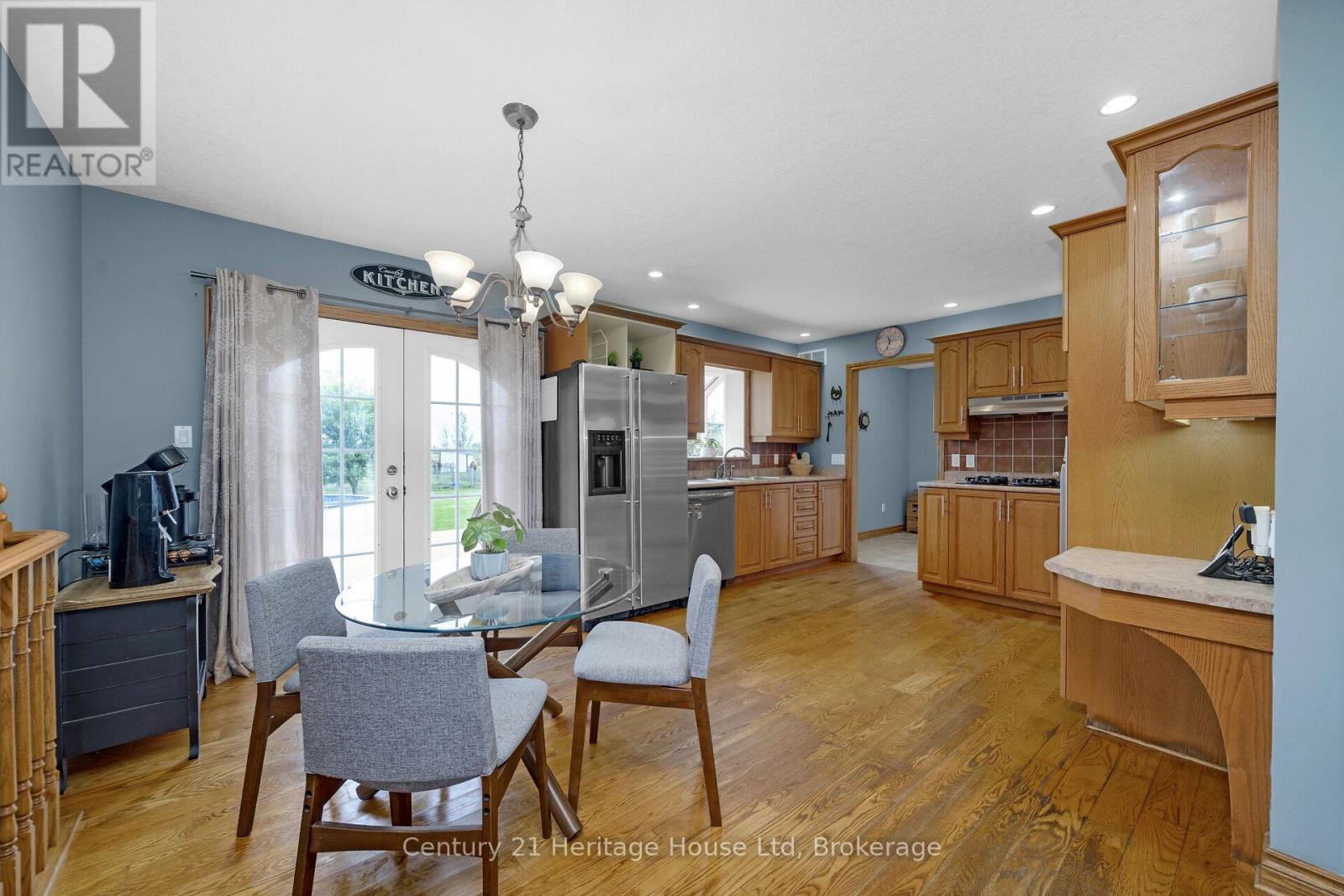 8541 Wellington Road 109, Wellington North, Ontario  N0G 1A0 - Photo 7 - X11897472