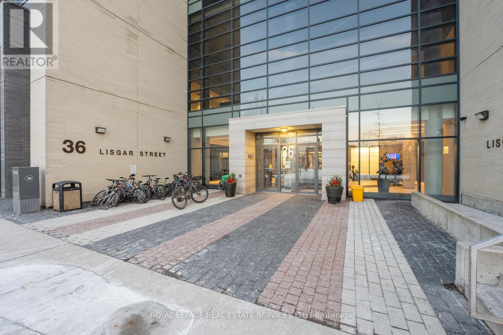 Property at 1003E - 36 LISGAR STREET image 2
