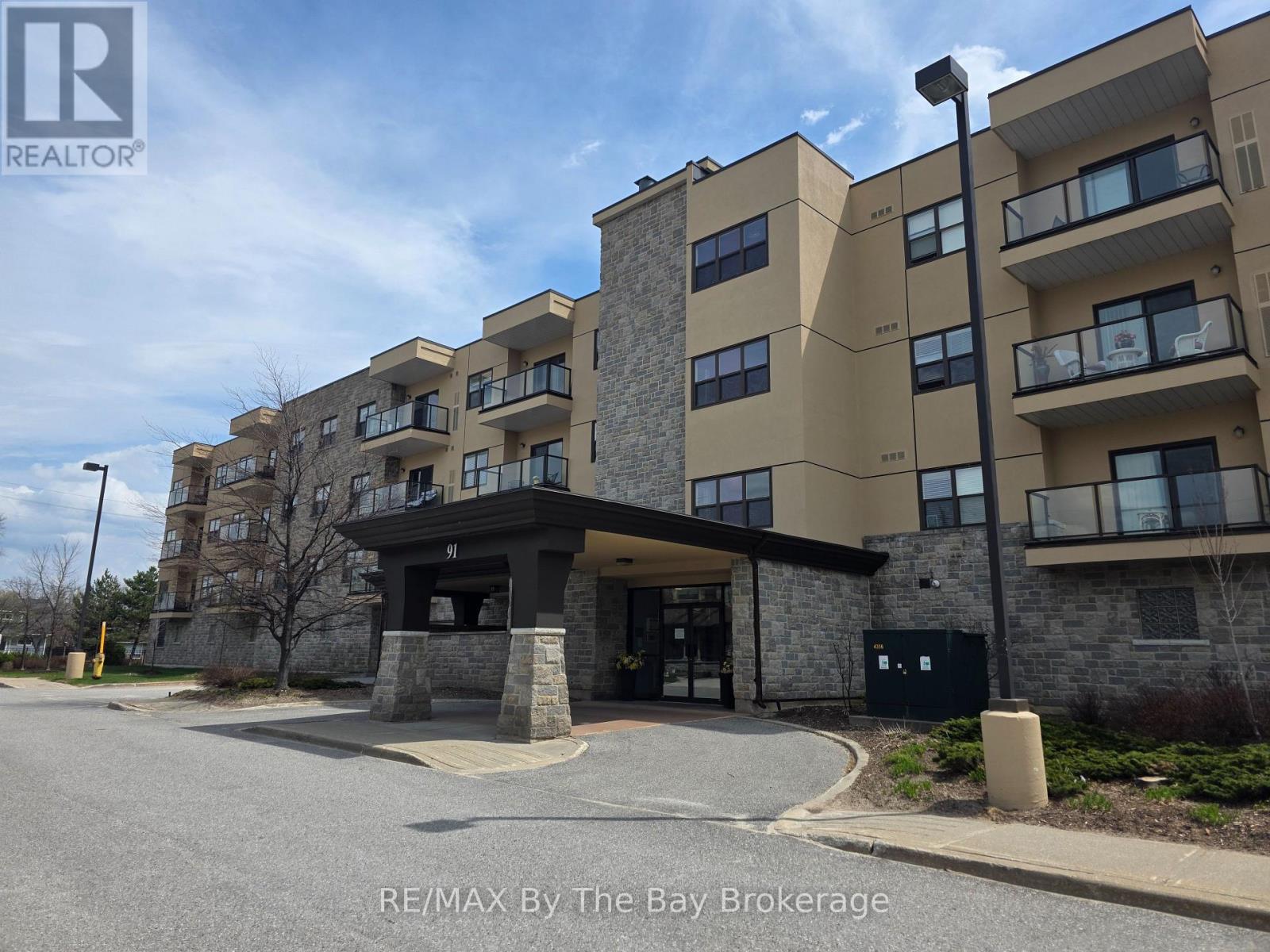 213 - 91 Raglan Street, Collingwood, Ontario  L9Y 0B2 - Photo 3 - S11959662