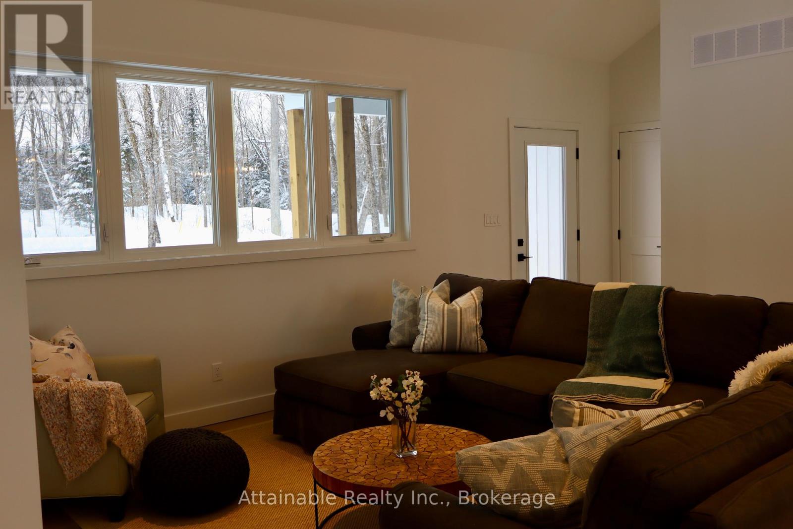 24 Winfield Court, Huntsville, Ontario  P0B 1M0 - Photo 8 - X11961759