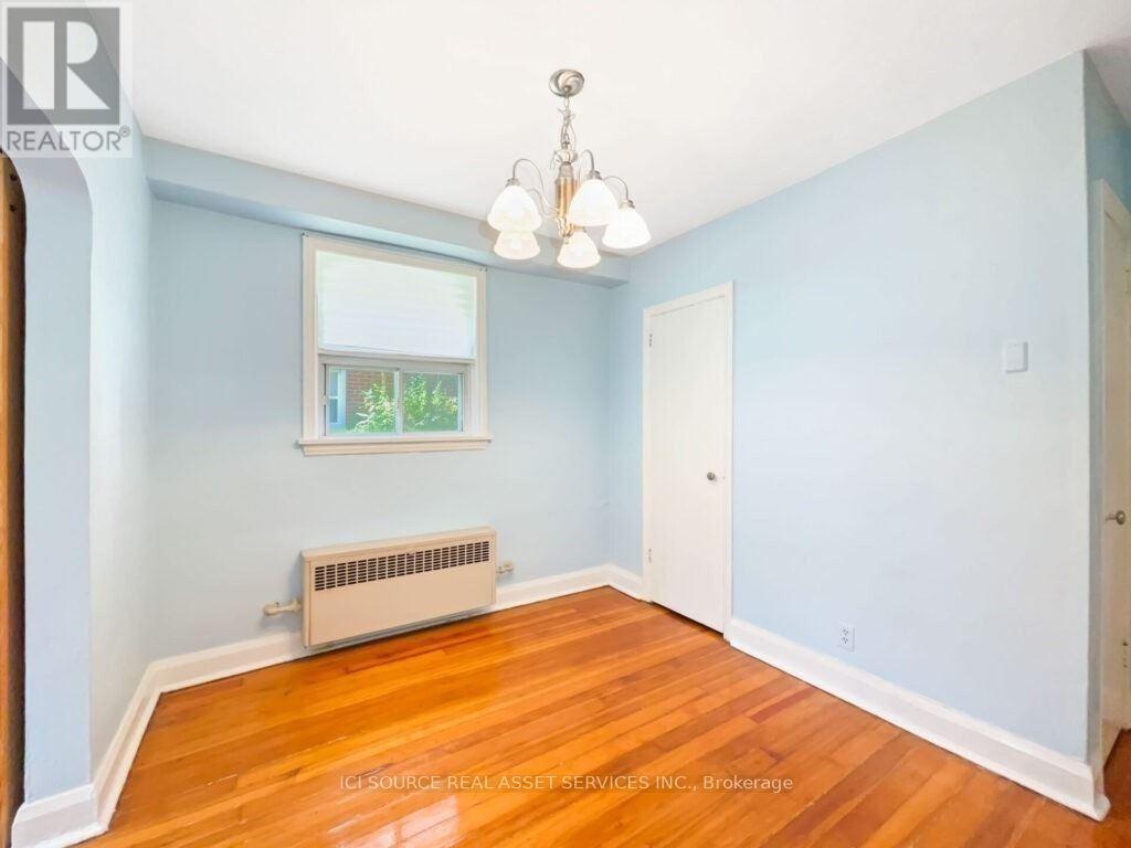 1 - 116 Eastwood Road, Toronto, Ontario  M4L 2C9 - Photo 10 - E11961833