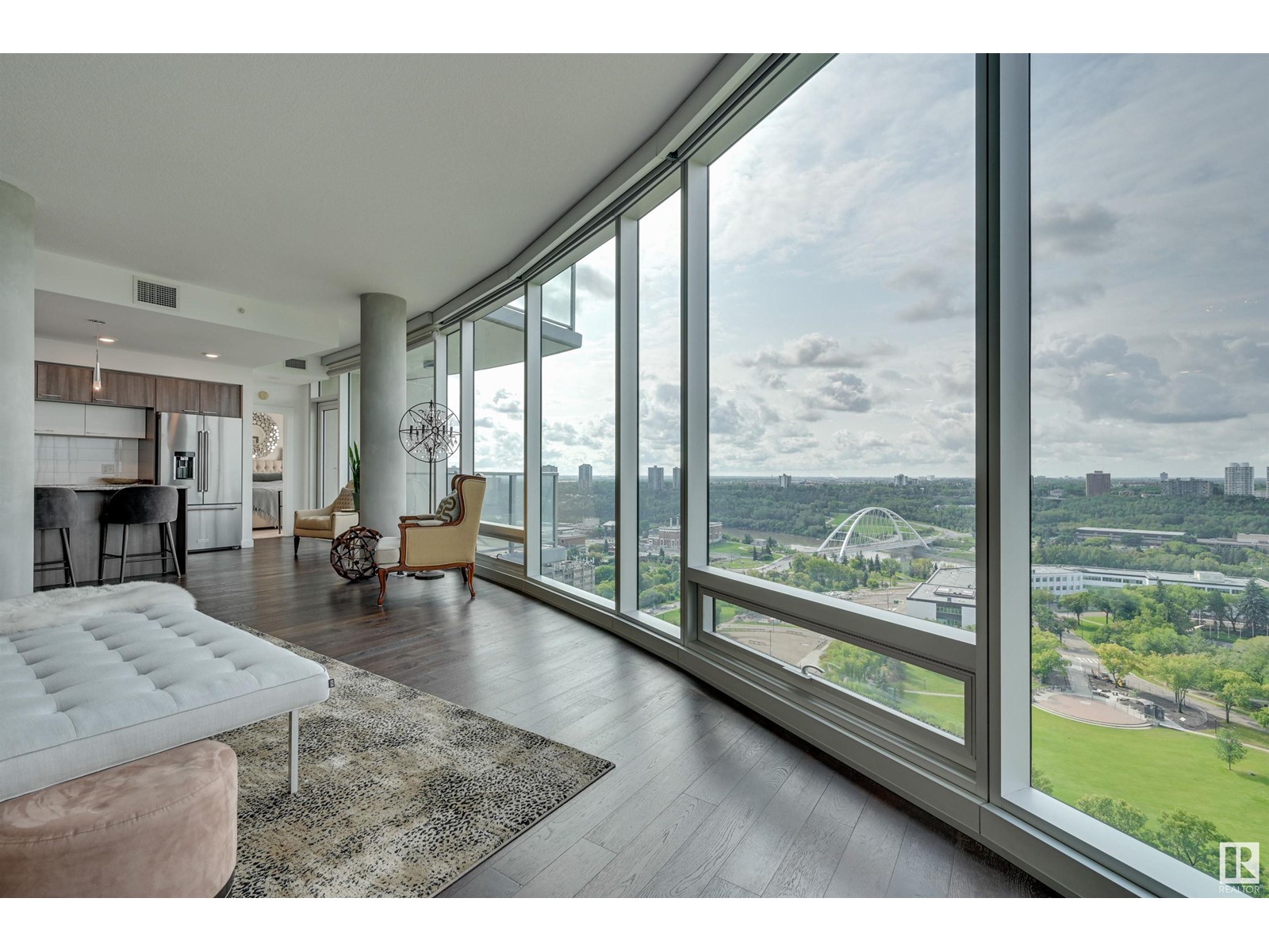 #2105 9720 106 St Nw, Edmonton, Alberta  T5K 1B6 - Photo 2 - E4420691