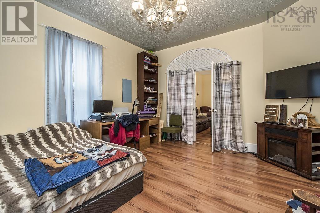 250 King Street, Windsor, Nova Scotia  B0N 2T0 - Photo 11 - 202502501