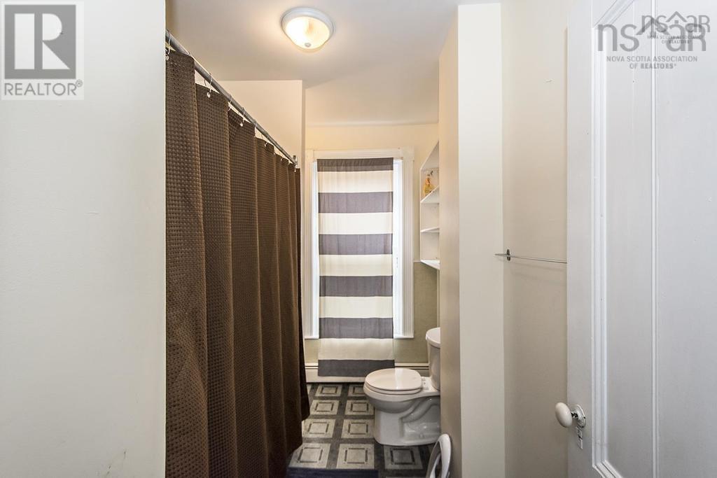 250 King Street, Windsor, Nova Scotia  B0N 2T0 - Photo 21 - 202502501