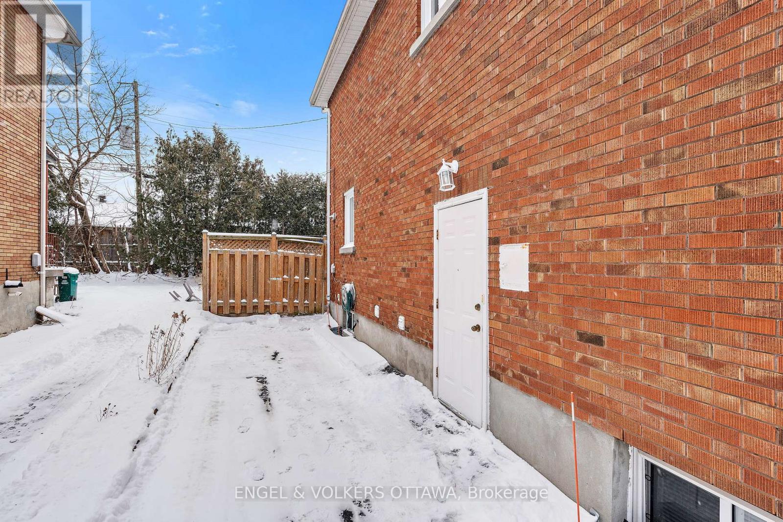 1044 ALDEA AVENUE Ottawa