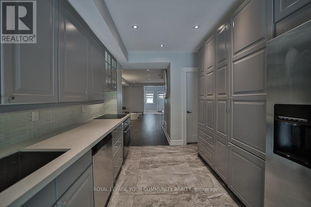 413 Leslie Street, Toronto, Ontario  M4M 3E3 - Photo 17 - E11962023