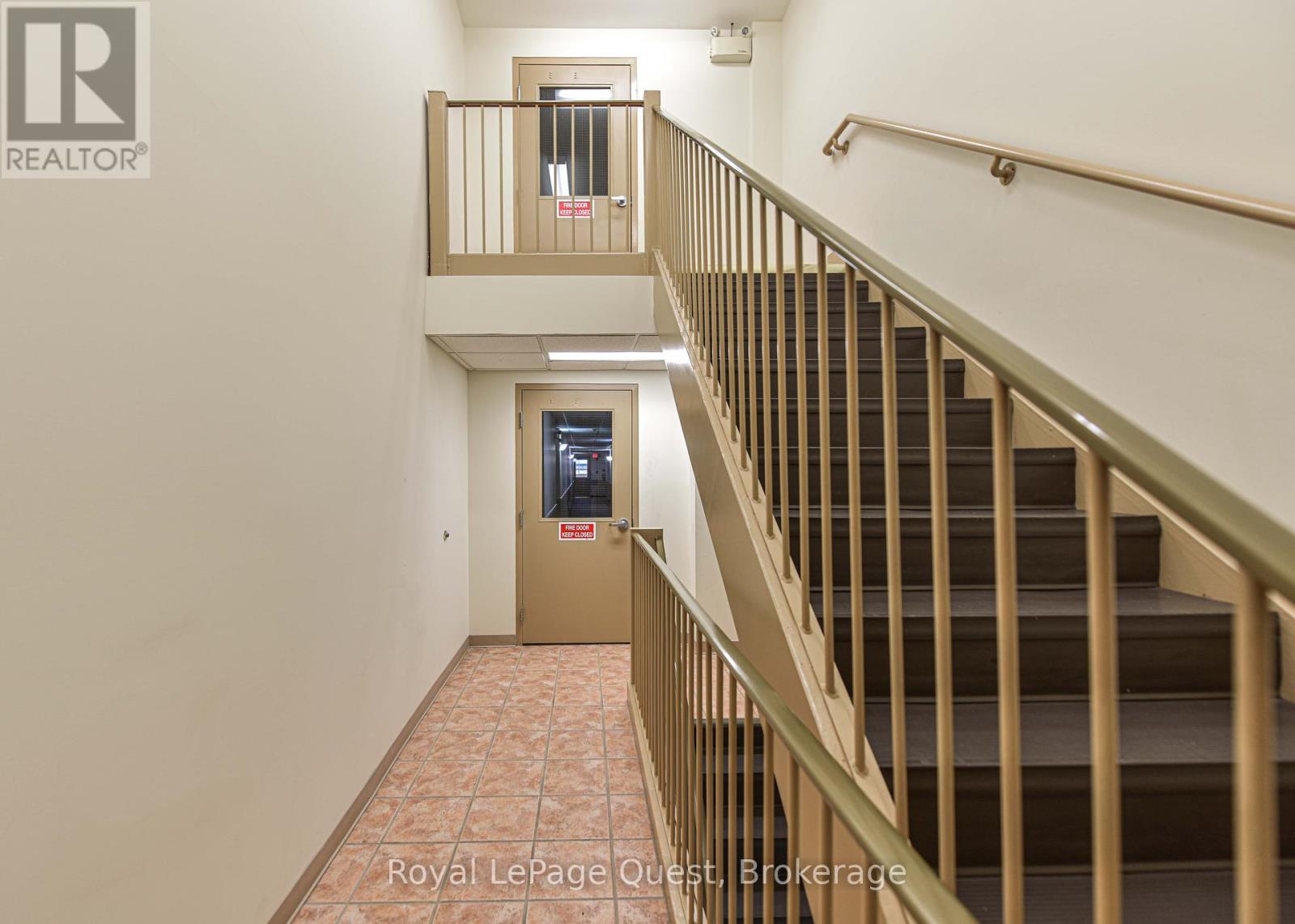 201 - 107 Bond Street, Orillia, Ontario  L3V 1J7 - Photo 4 - S11962049