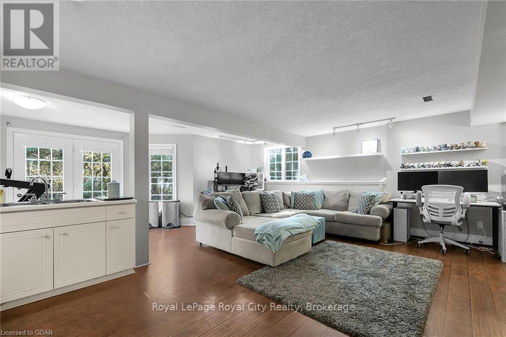7 Fox Run Drive, Puslinch, Ontario  N0B 2J0 - Photo 32 - X10876374