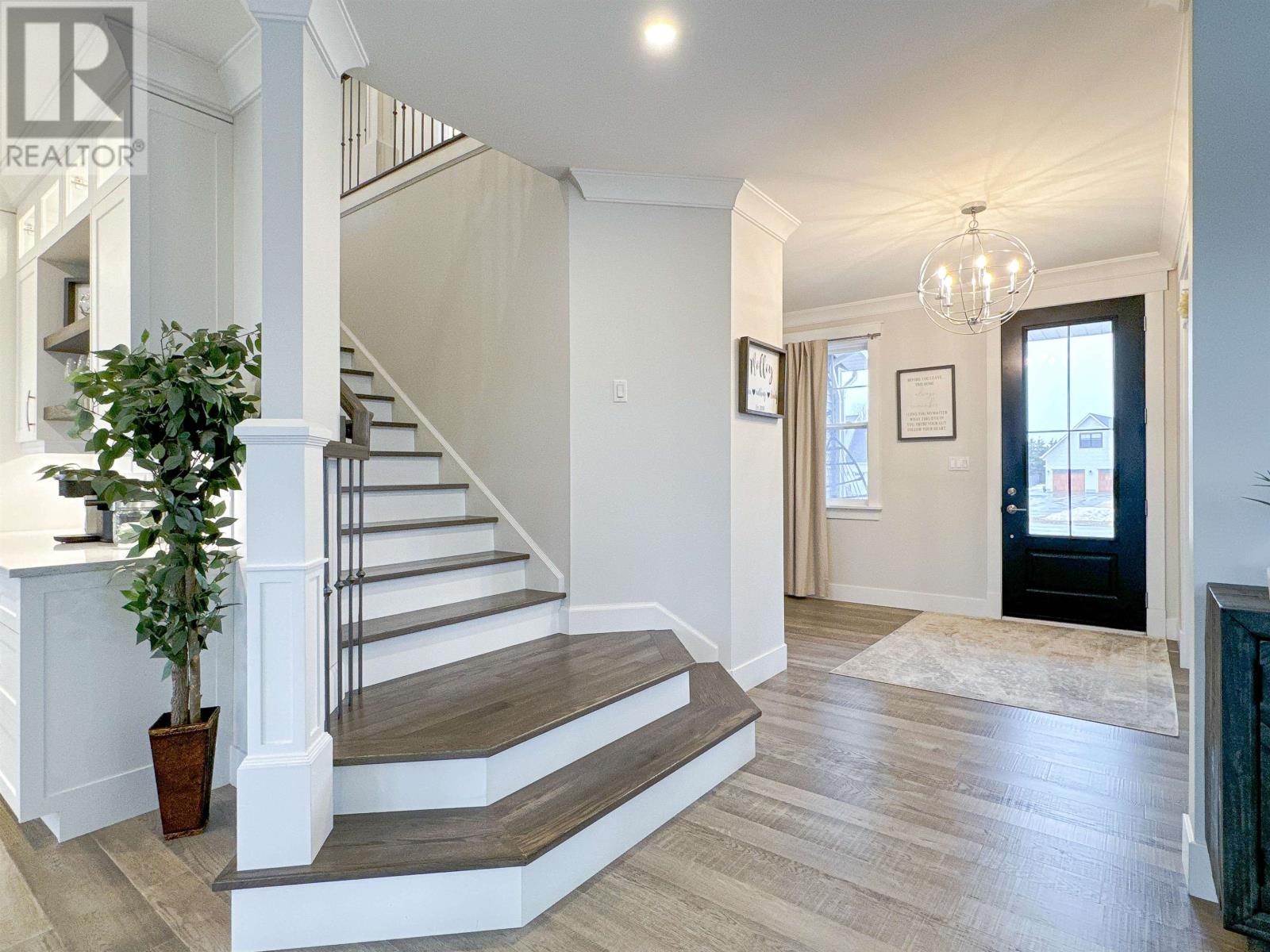 Property at 14 Craigavon Court image 5